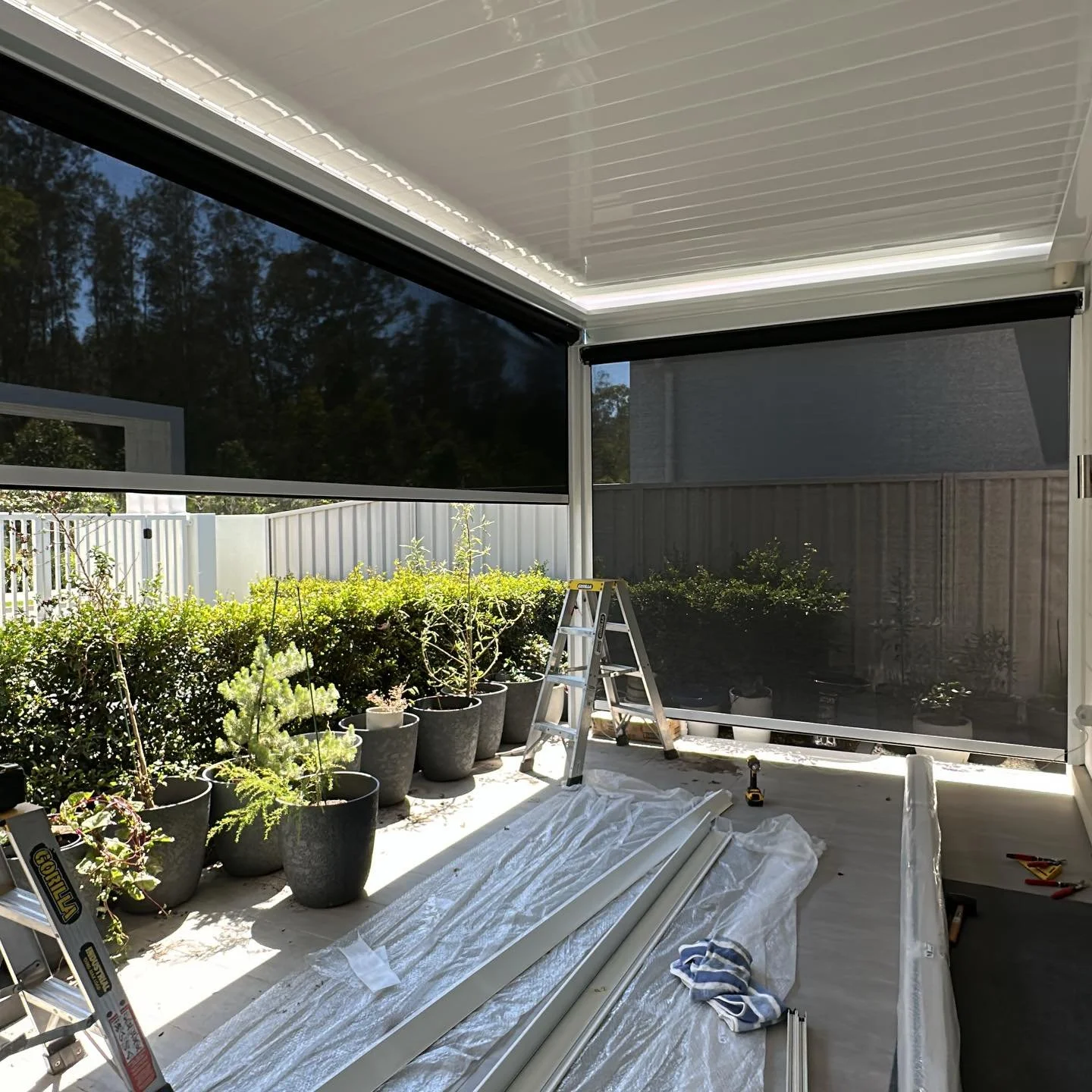 Imagine working on a Sunday in 35 degree heat and 100000% humidity&hellip; well we are doing exactly that today, making sure all our clients are ready for Christmas! Lucky for us these zipscreens are amazing and provide instant relief from that inten