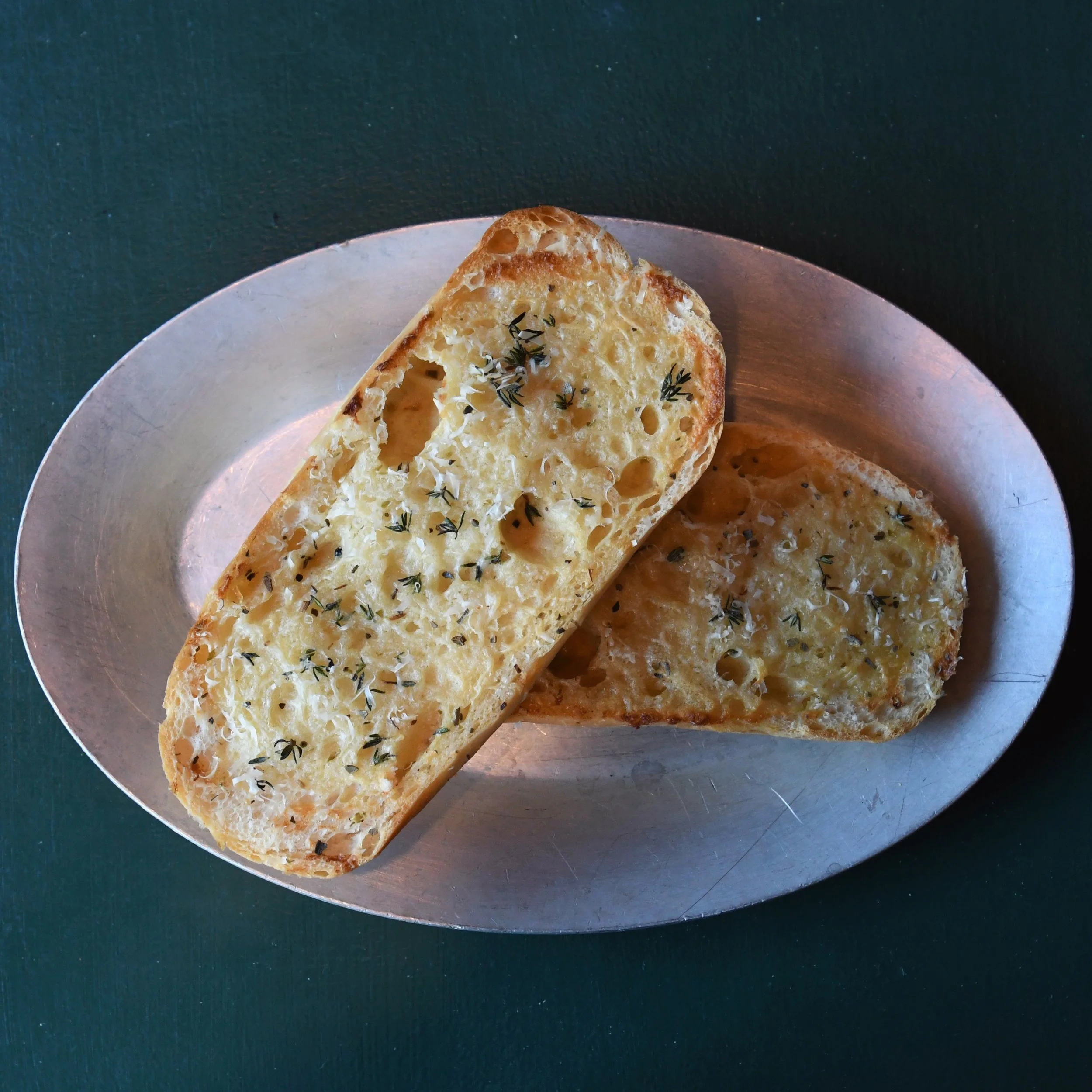 Garlic Bread (2 servings)