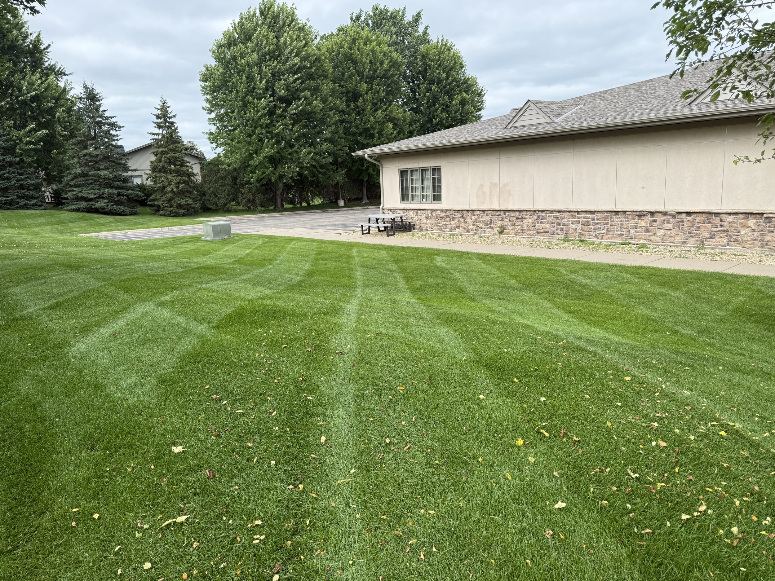 Residential landscaping in Lakeville MN by KvD Lawncare