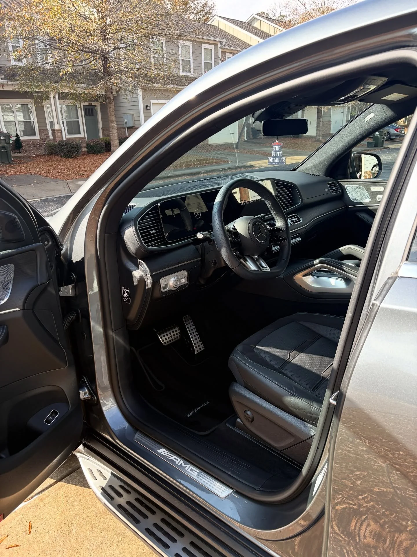 That AMG gloss just hits different in the sunlight 😮&zwj;💨✨
This week&rsquo;s maintenance subscription clients are dialed in and protected &mdash; inside, outside, wheels, glass&hellip; every detail handled with precision.

📲 Only a few subscripti
