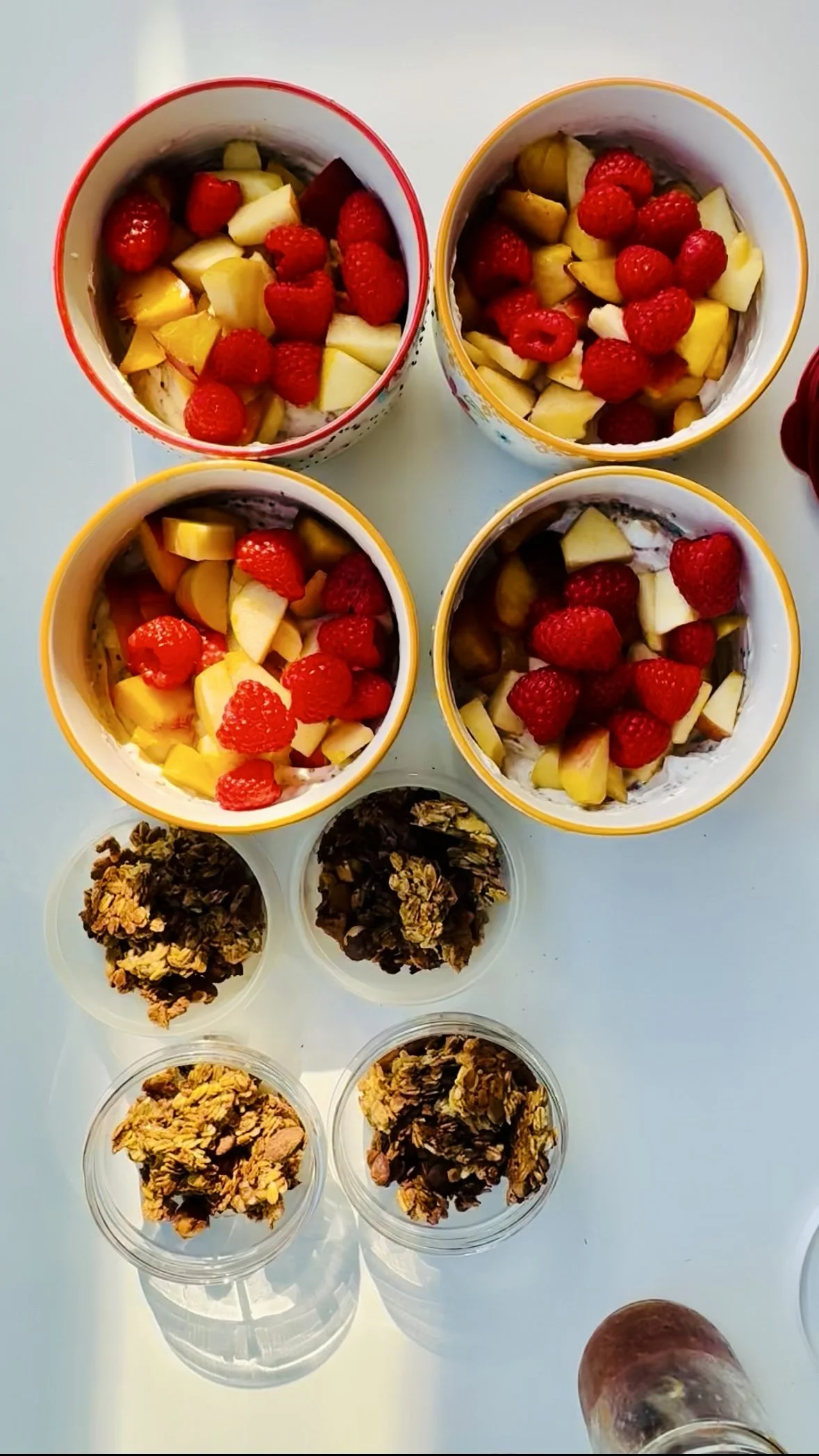 Simple Greek Yogurt Breakfast Bowl (Protein-Packed &amp; Brain-Boosting)