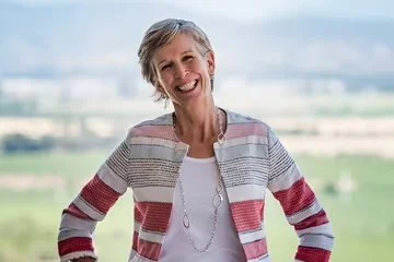 Voices in the Valley  with Courtney Kingston Pflaum