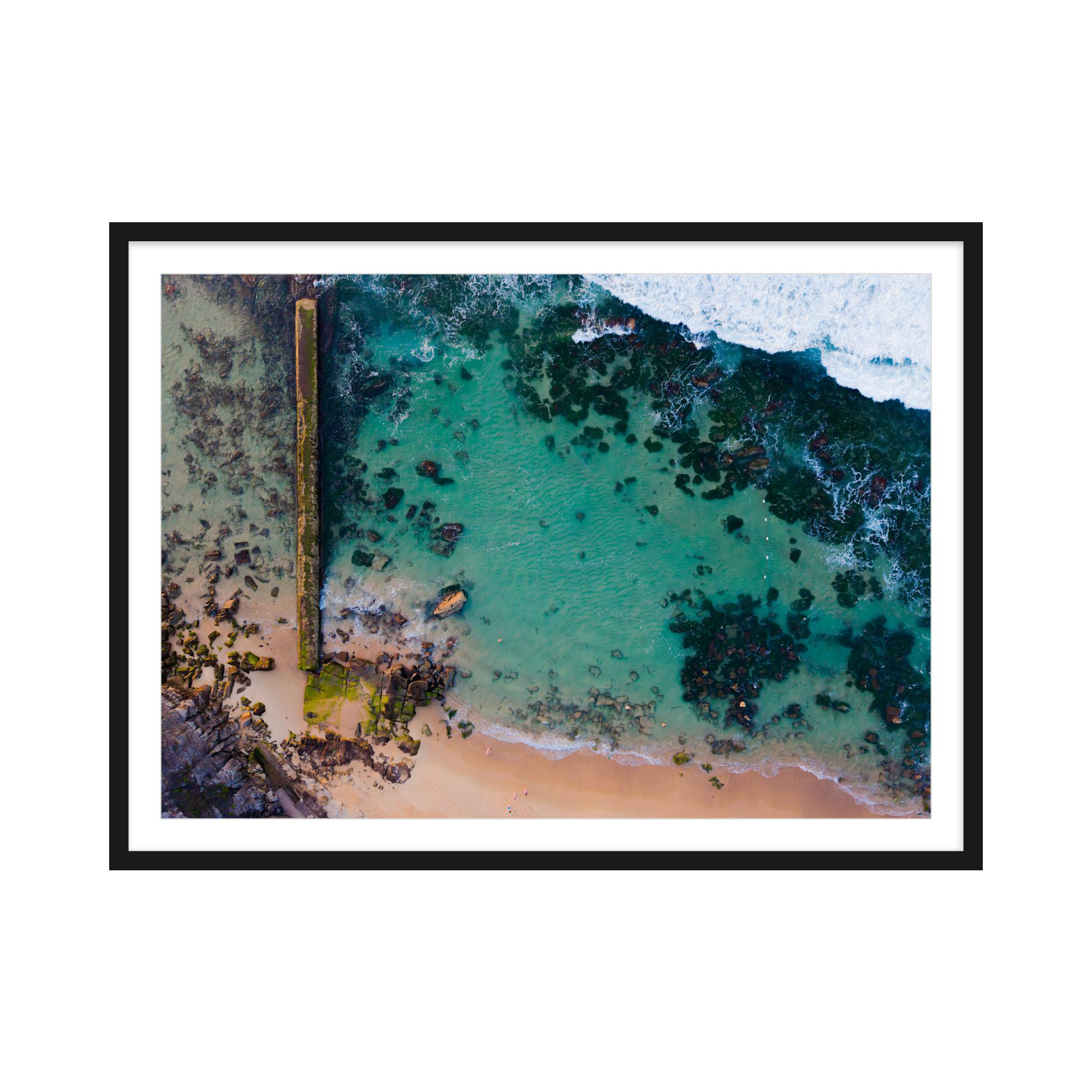 GRANNIES POOL BLK.png