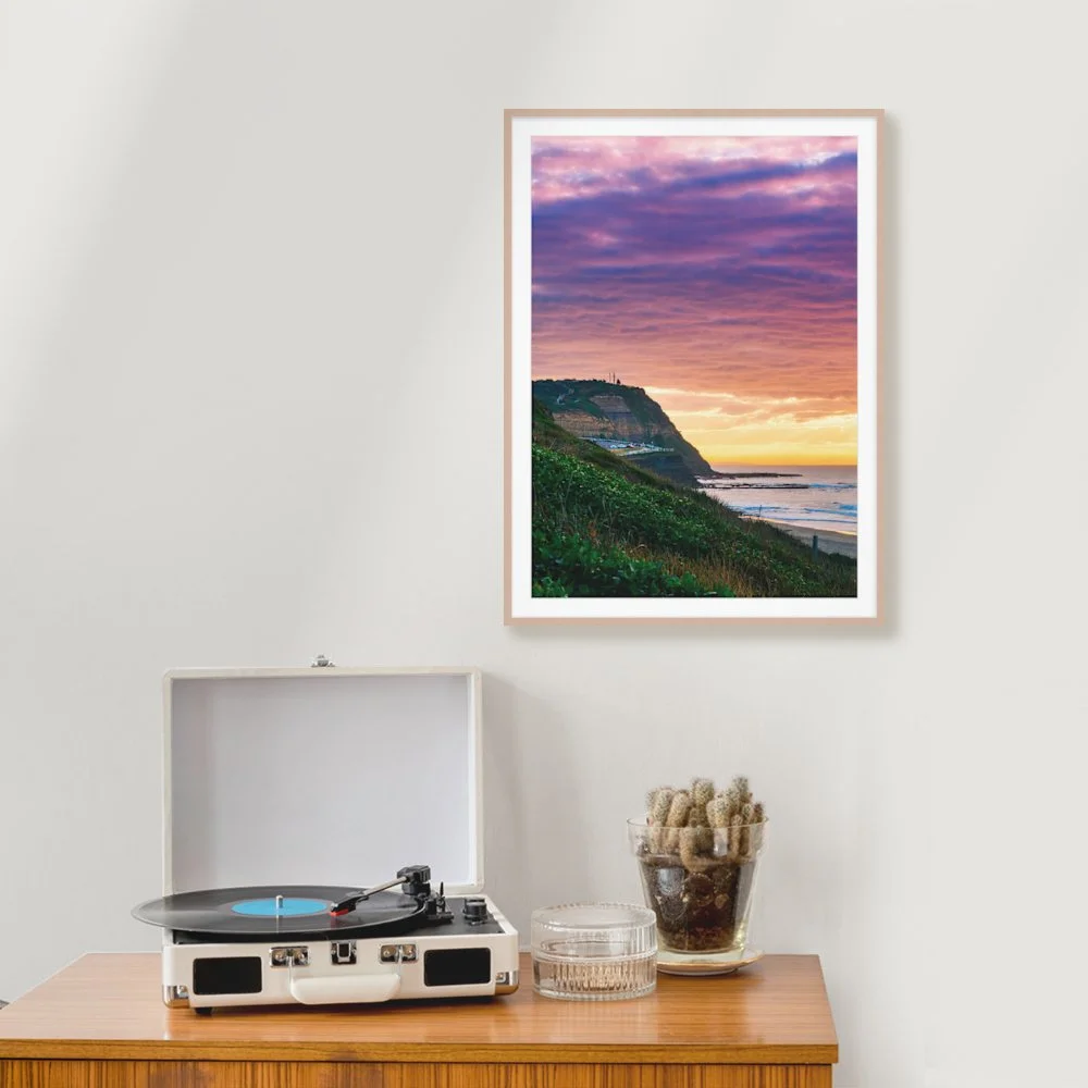 img_1608_841-x-1189mm-a0_50mm_australian-oak-slim_interior-record-player.jpg