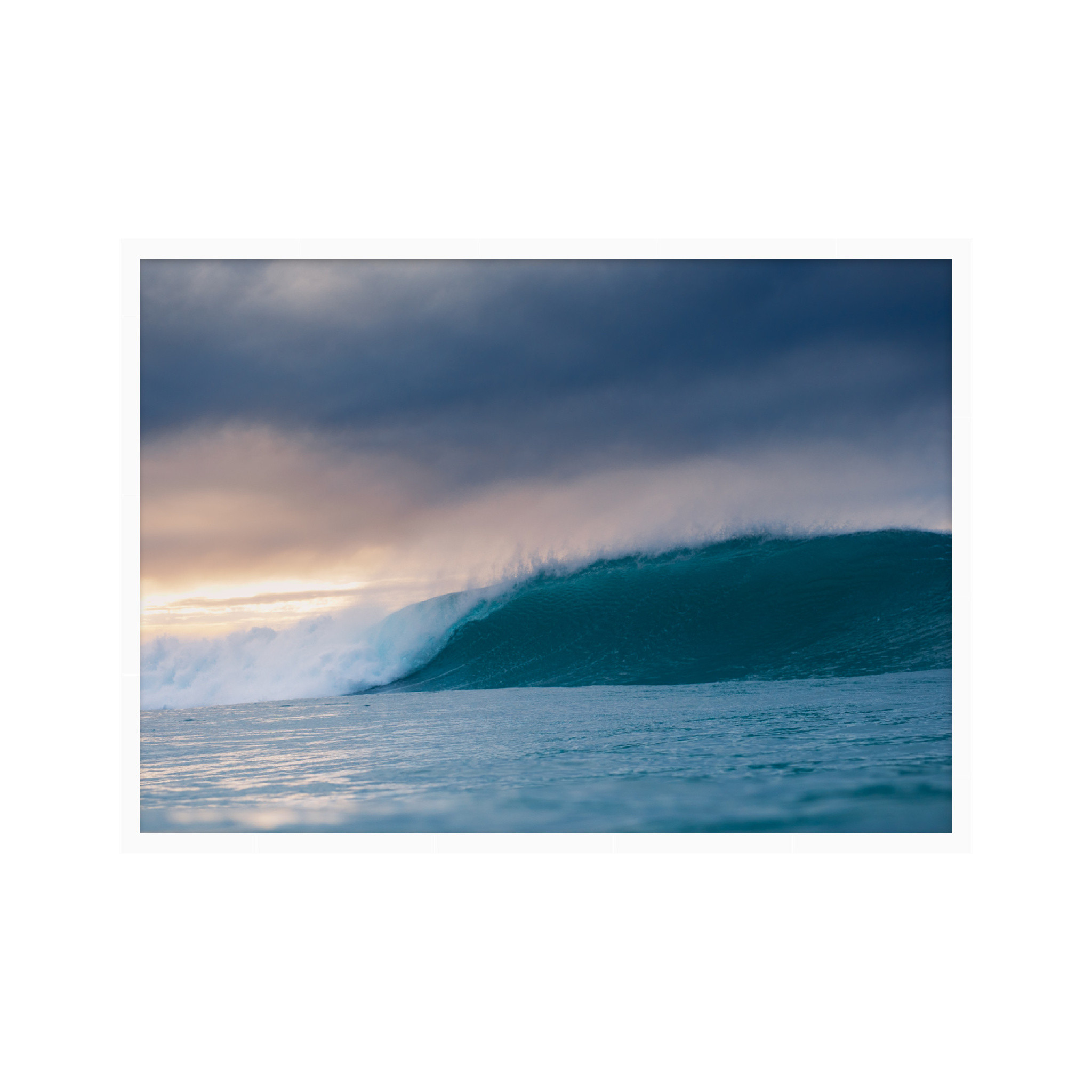 empty Set Mega wht.png