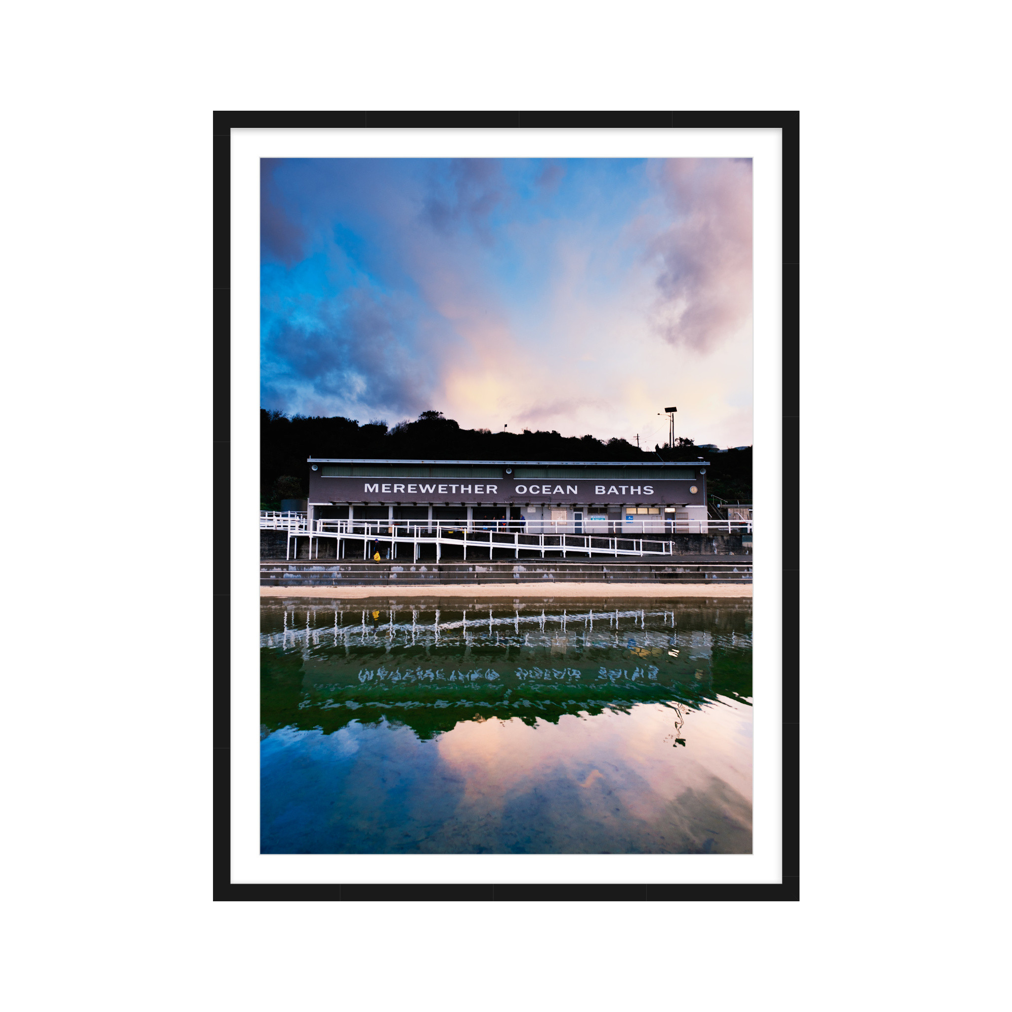 Bath Reflection BLK.png