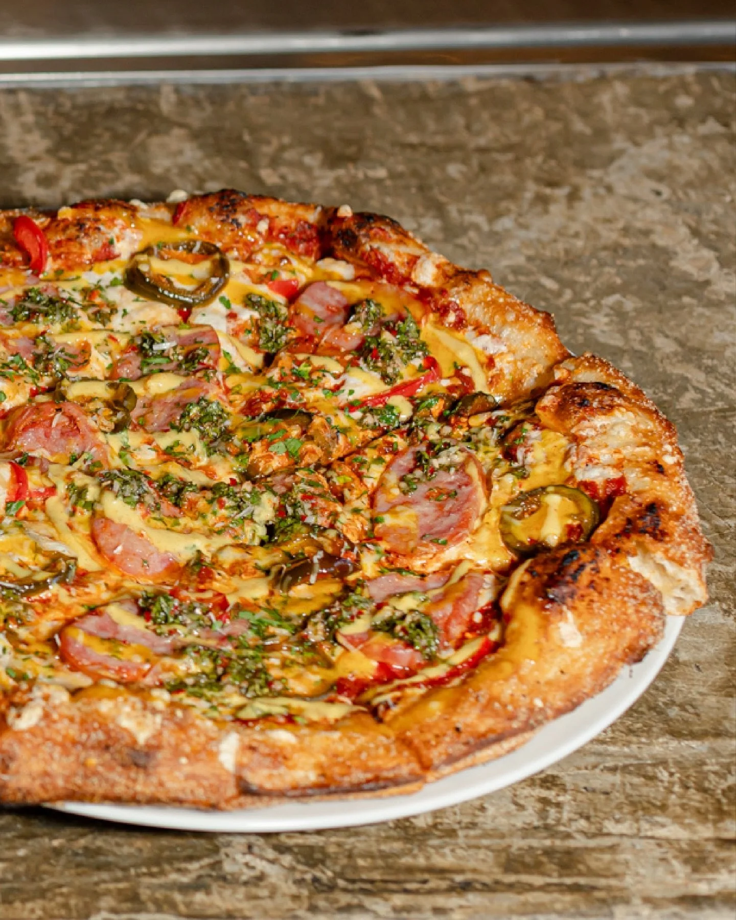 Y si planeamos un martes de pizza + cerveza en tu cervecer&iacute;a favorita