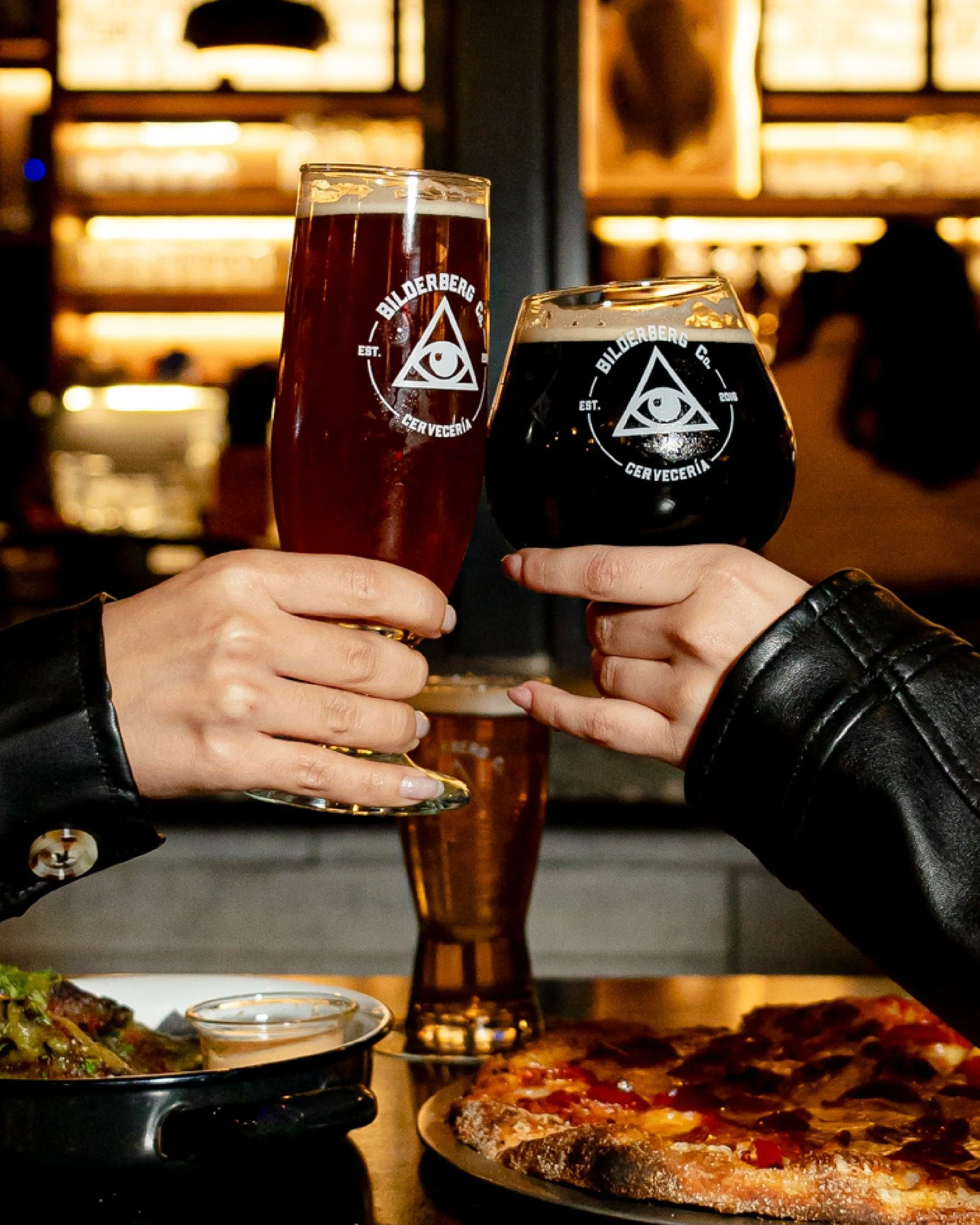 Pura felicidad, ven a disfrutarlo con nosotros