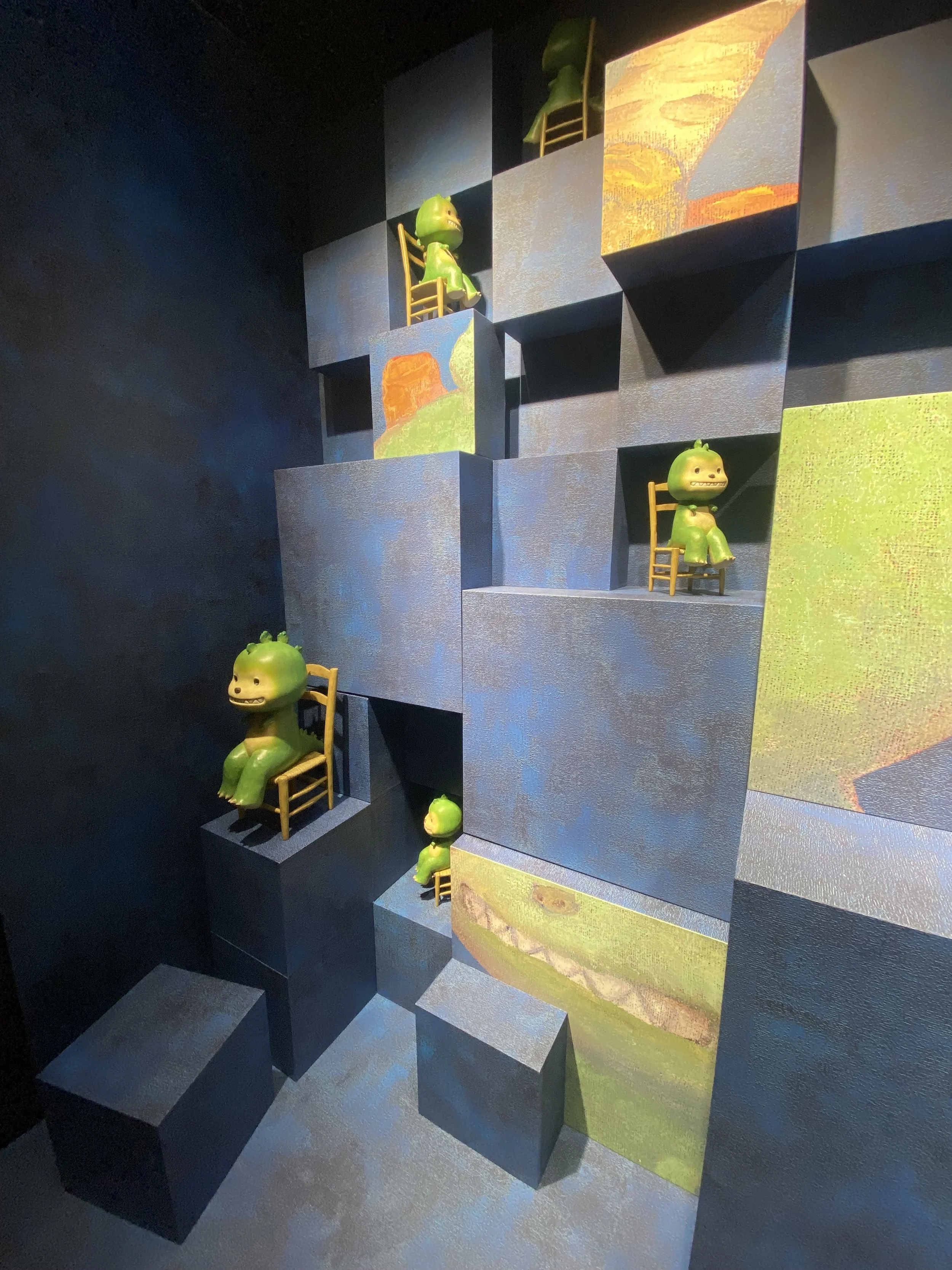 23-24_Christian Dior Couture (vitrines Spring) 123_PHOTOS_MONTAGE_MONTREAL OGILVY_041.jpeg