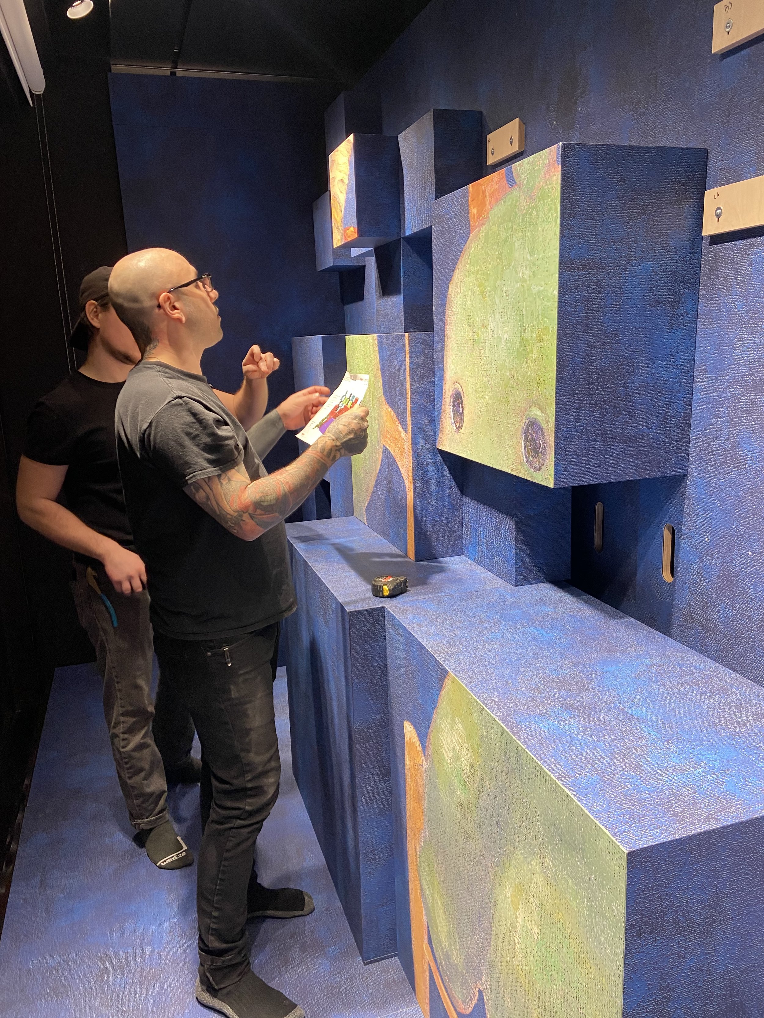 23-24_Christian Dior Couture (vitrines Spring) 123_PHOTOS_MONTAGE_MONTREAL OGILVY_032.jpeg