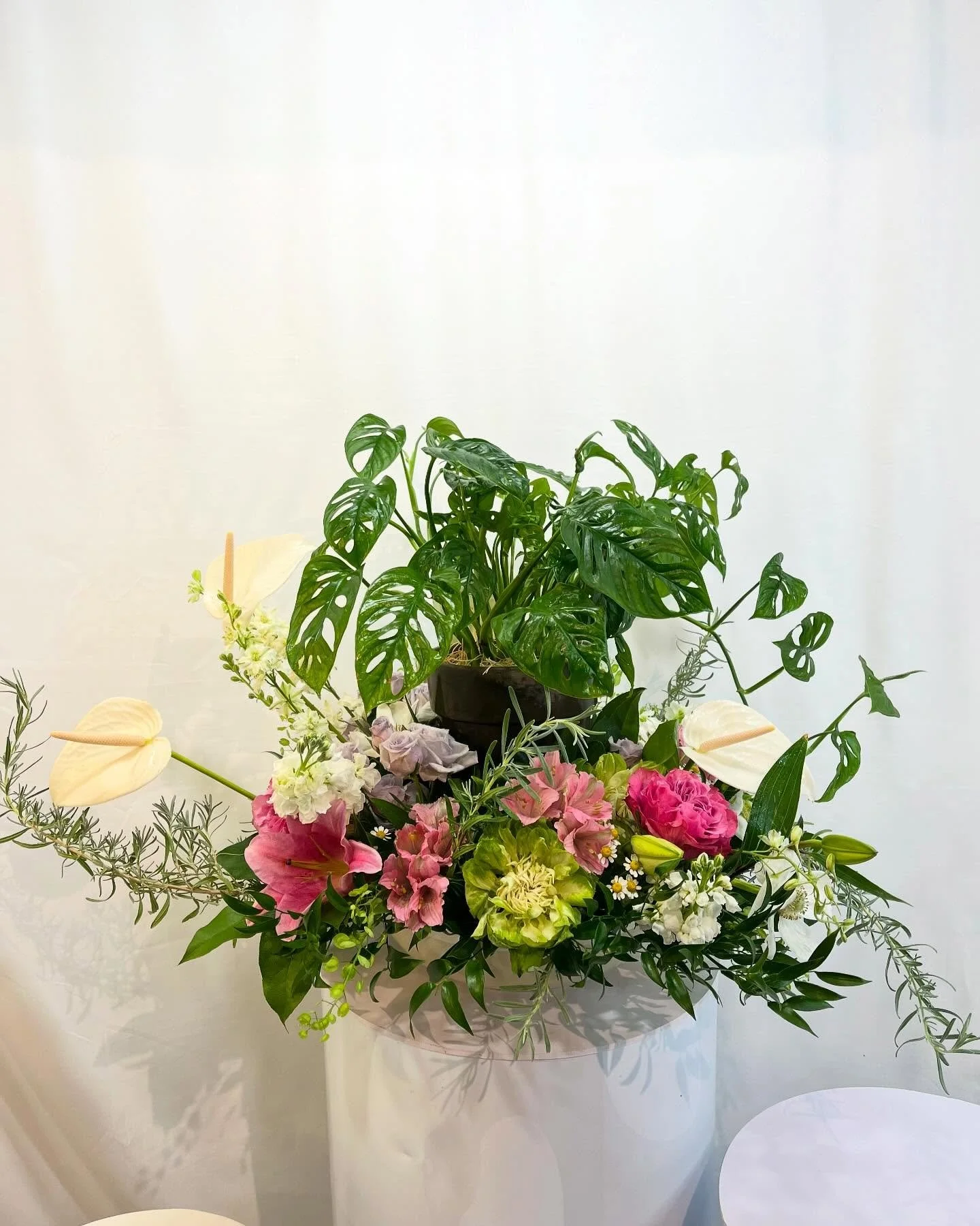 We believe every farewell should be as unique as the person it honors. We create out-of-the-box tributes, thoughtfully tailored to each individual&rsquo;s personality. During life&rsquo;s hardest moments, we&rsquo;re here for you and your needs, maki