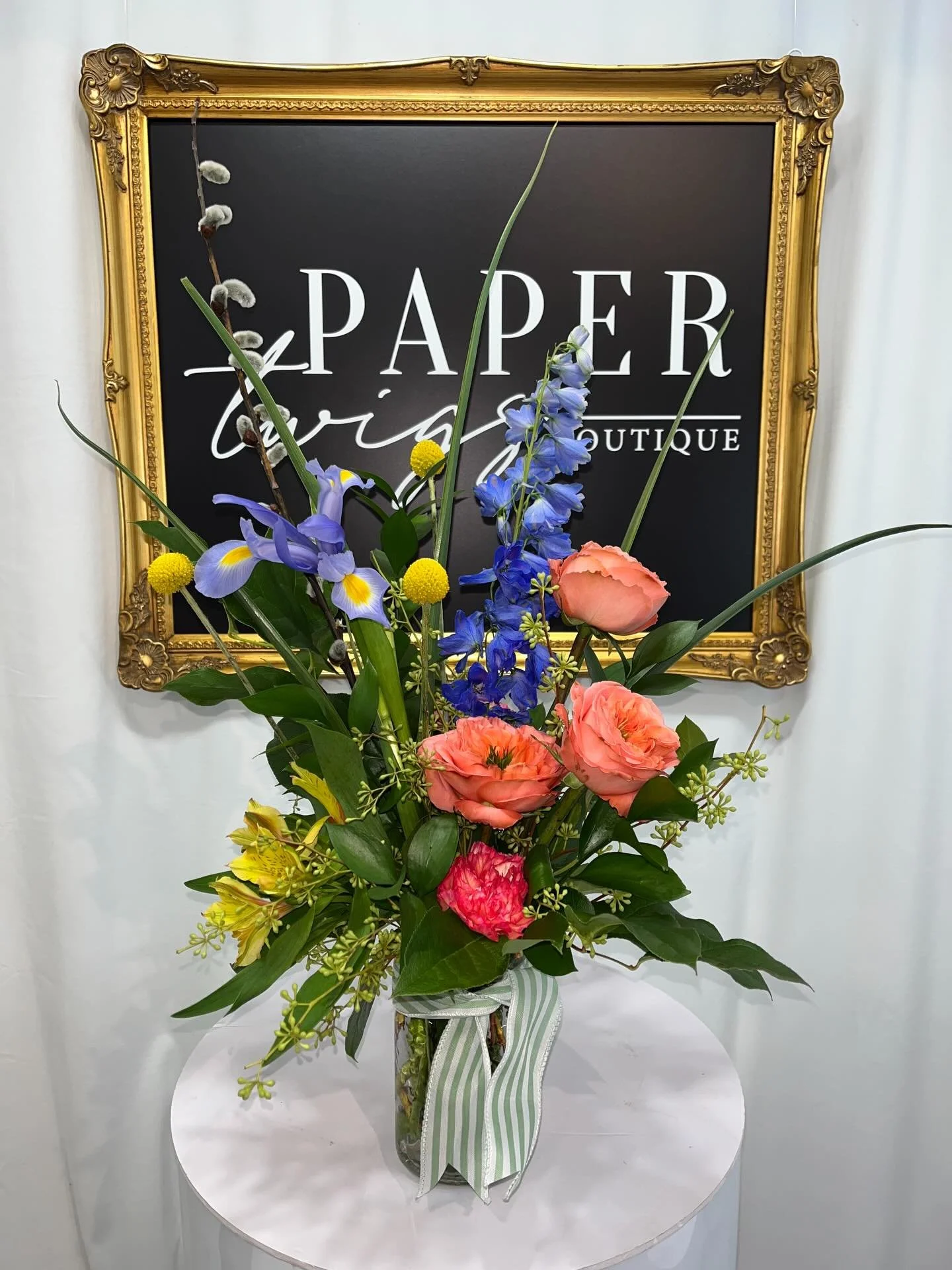 Join us April 16th from 5:30-7:30pm for our seasonal flower class! 🌷 
Learn to create your own unique floral arrangement! Supplies and refreshments will be provided! 
Cost for a spot is $85. 

Call our store to reserve your spot! 330-499-3350