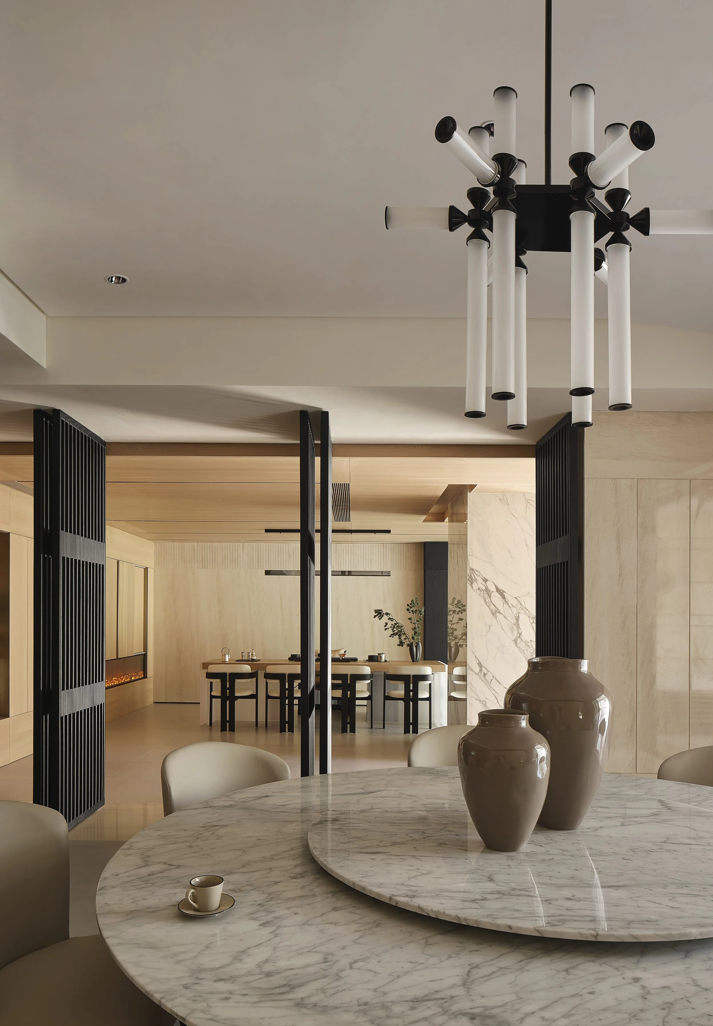 19.负一层餐厅圆桌，Lower Floor Dining Round Table © 郑昊Howie.jpg