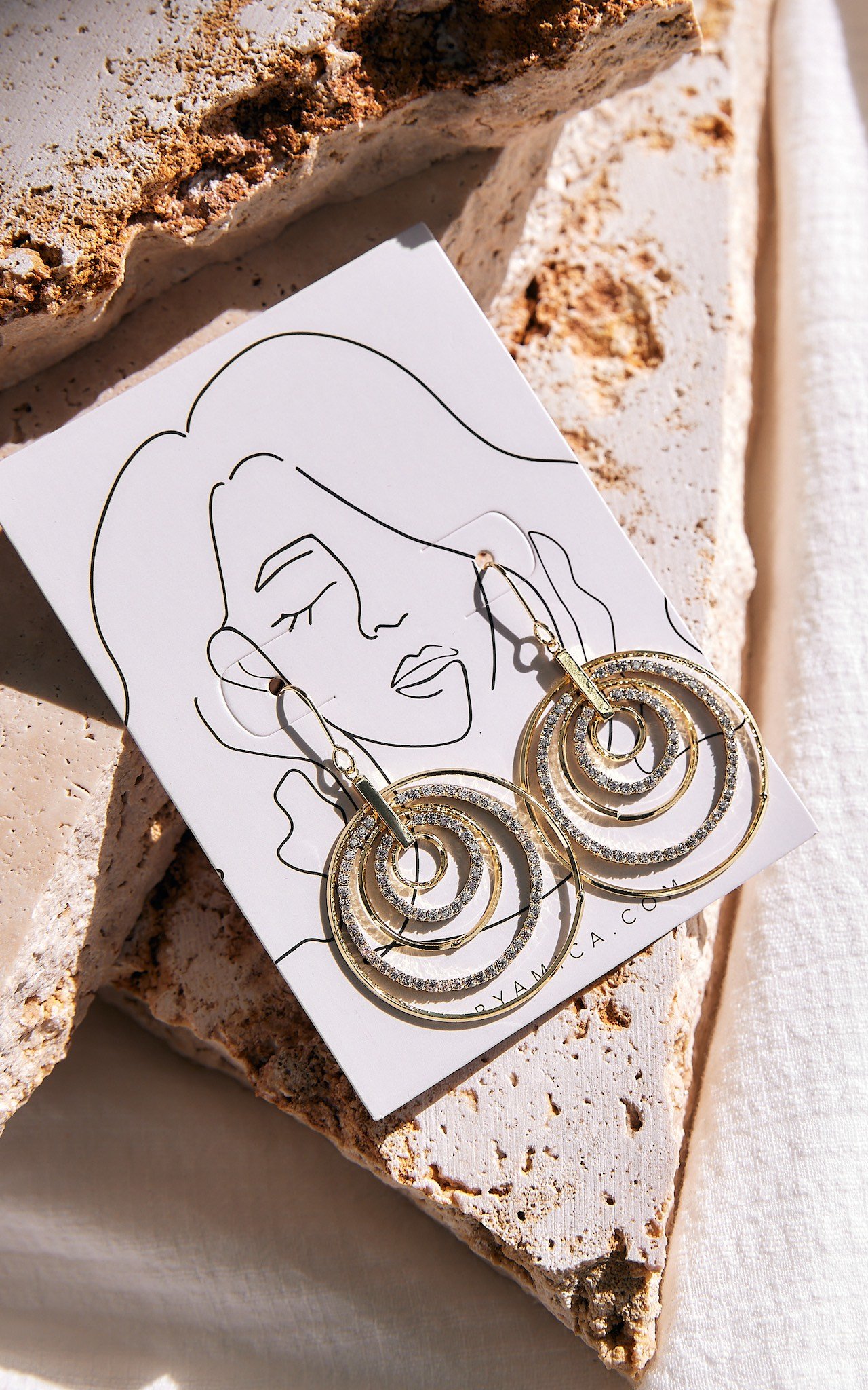 MY-UNIVERSE-DROP-EARRINGS-GOLD-EARRING102-061.jpg