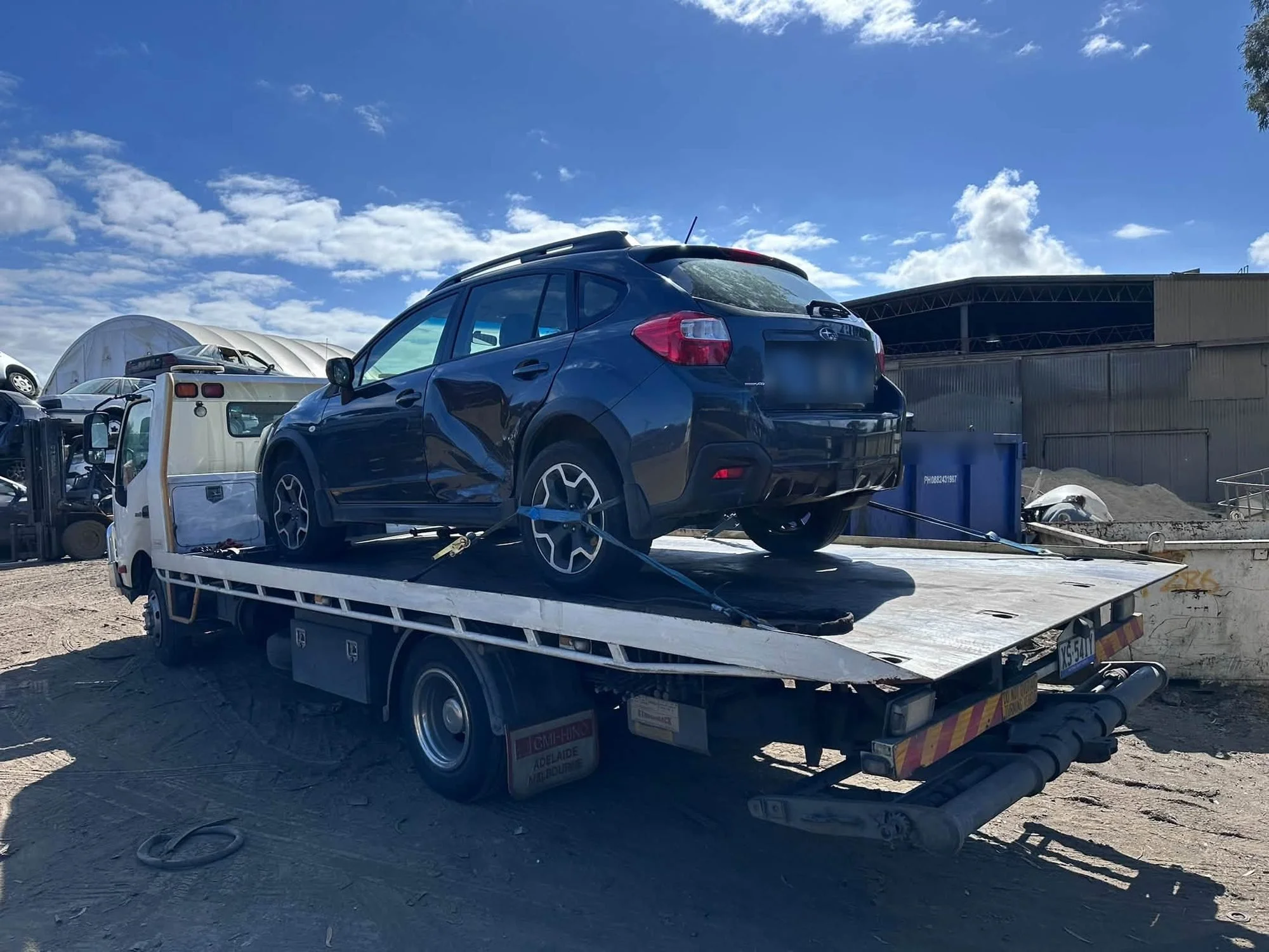 Car pickup in Athol Park