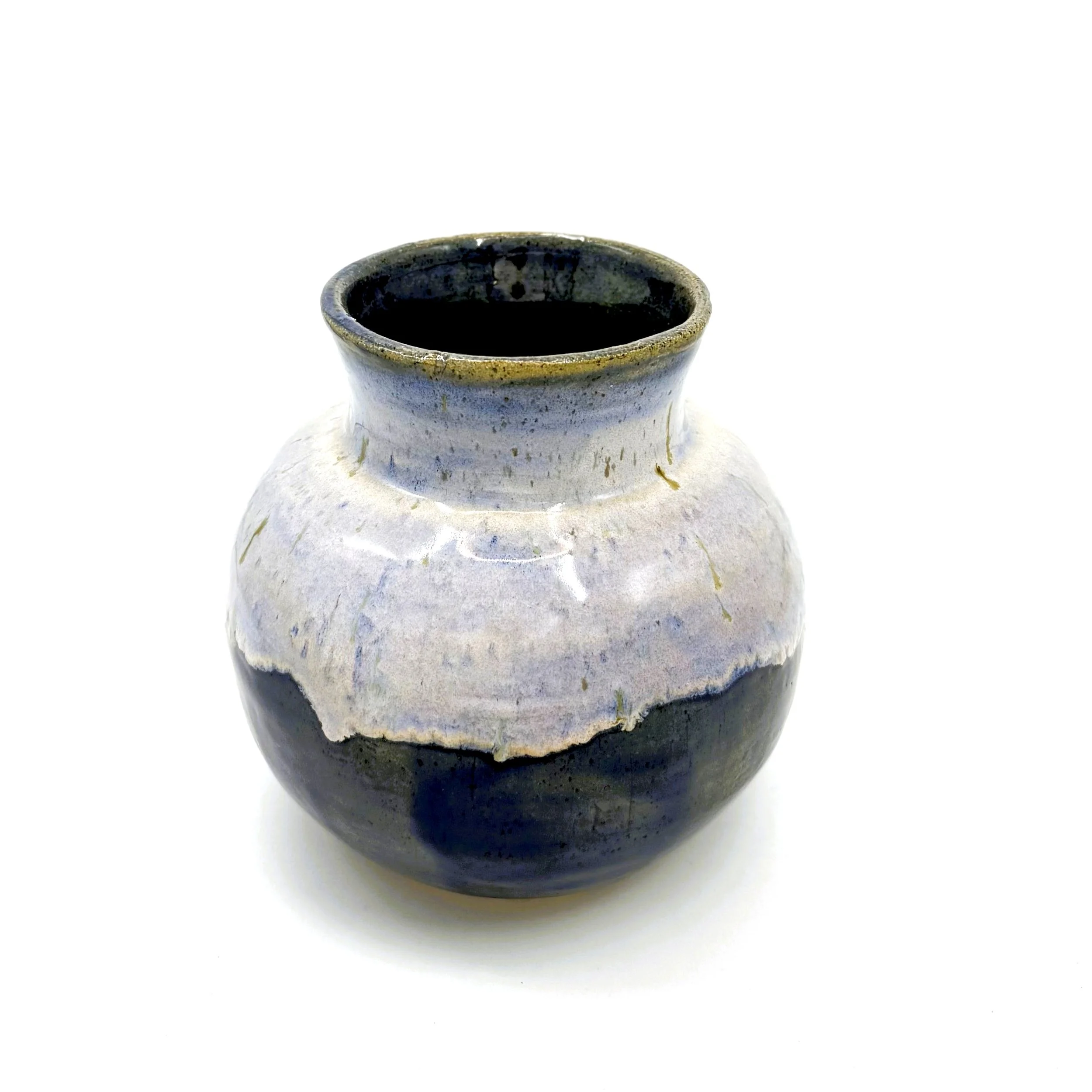 bluewhitevase3.jpg
