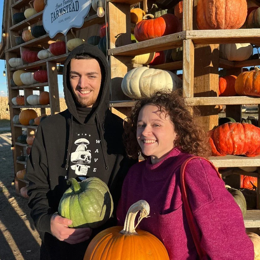 Cody and I went to the Farmstead and carved pumpkins while watching Hocus Pocus yesterday ✨🎃 it was a much needed day where we got to enjoy each other’s company and the spooky season 💖
#boise #meridianidaho #halloween #boisestate #boiselife