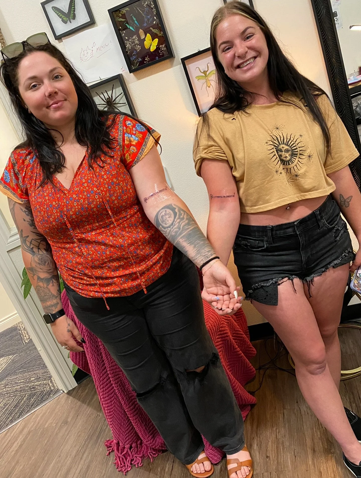 Thank you to these sweet ladies for trusting me to do these adorable pieces 🥰 you’re wonderful!
#idahotattooers #idahotattoos #boiseidaho #boisestate #idaho #meridianidaho