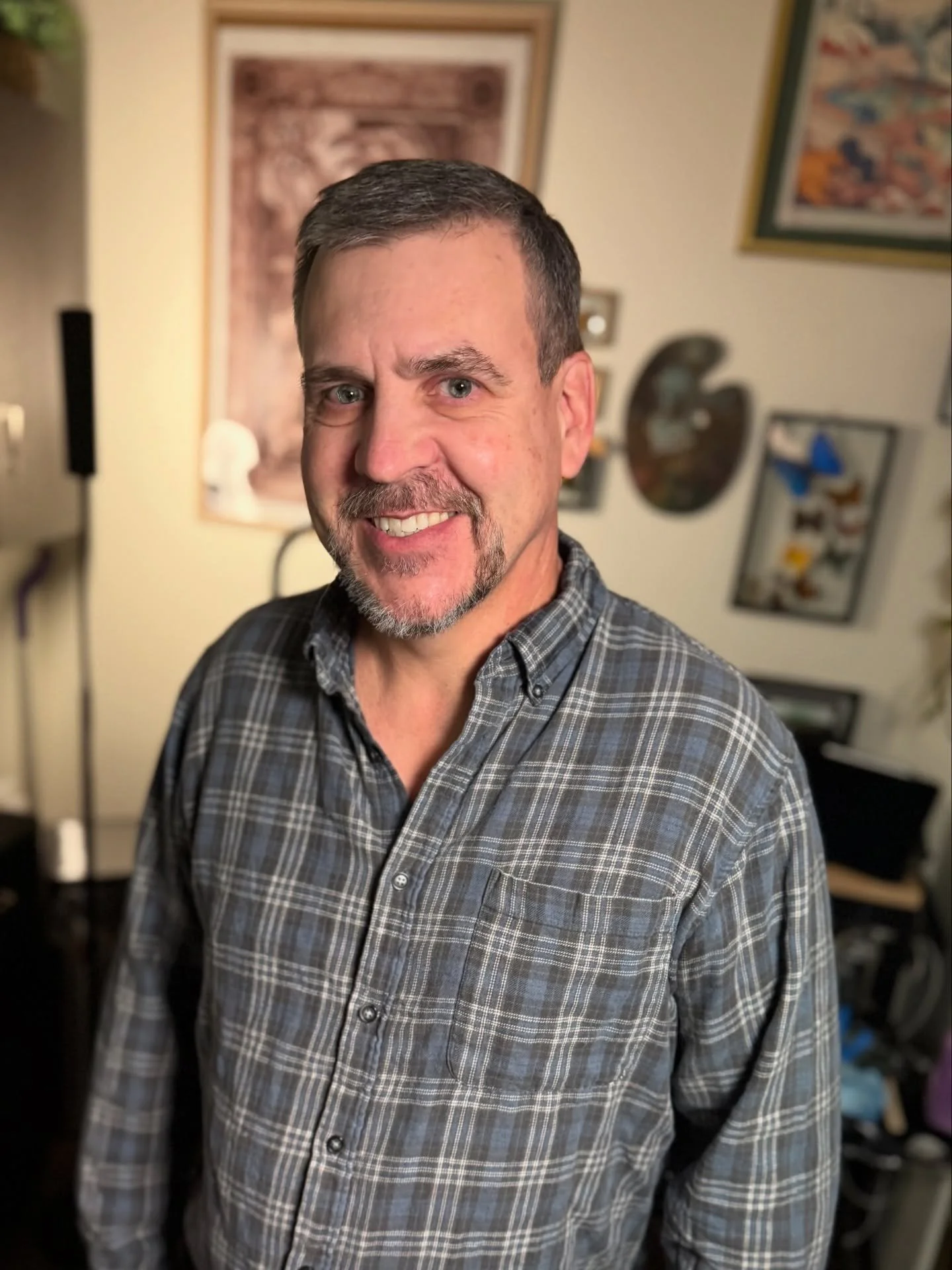 For the seriously tough and badass Bill 🤙

It was so fun tattooing him again! For this tattoo we celebrate his retirement and the 25 years working with NOAA. Hearing about his experiences, the animals, fish and birds, and everything in between was a