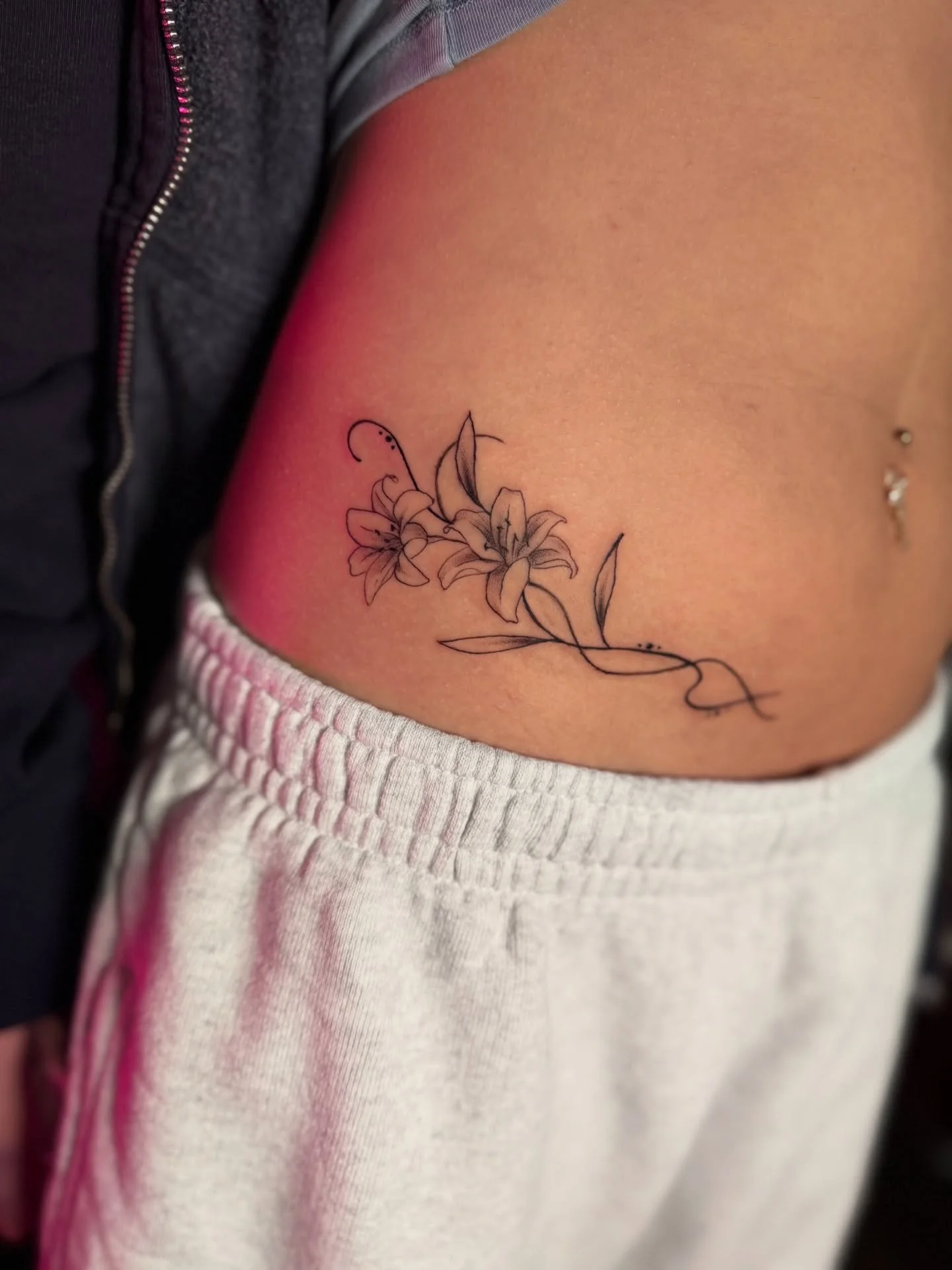 A first tattoo for the sweet Aaliyah✨

We went simple and elegant for this piece. She was so tough, she giggled through the entire tattoo, making both her mom and I laugh too. 

Thank you for your trust and genuine kindness. 
Until next time 💕

✨ He