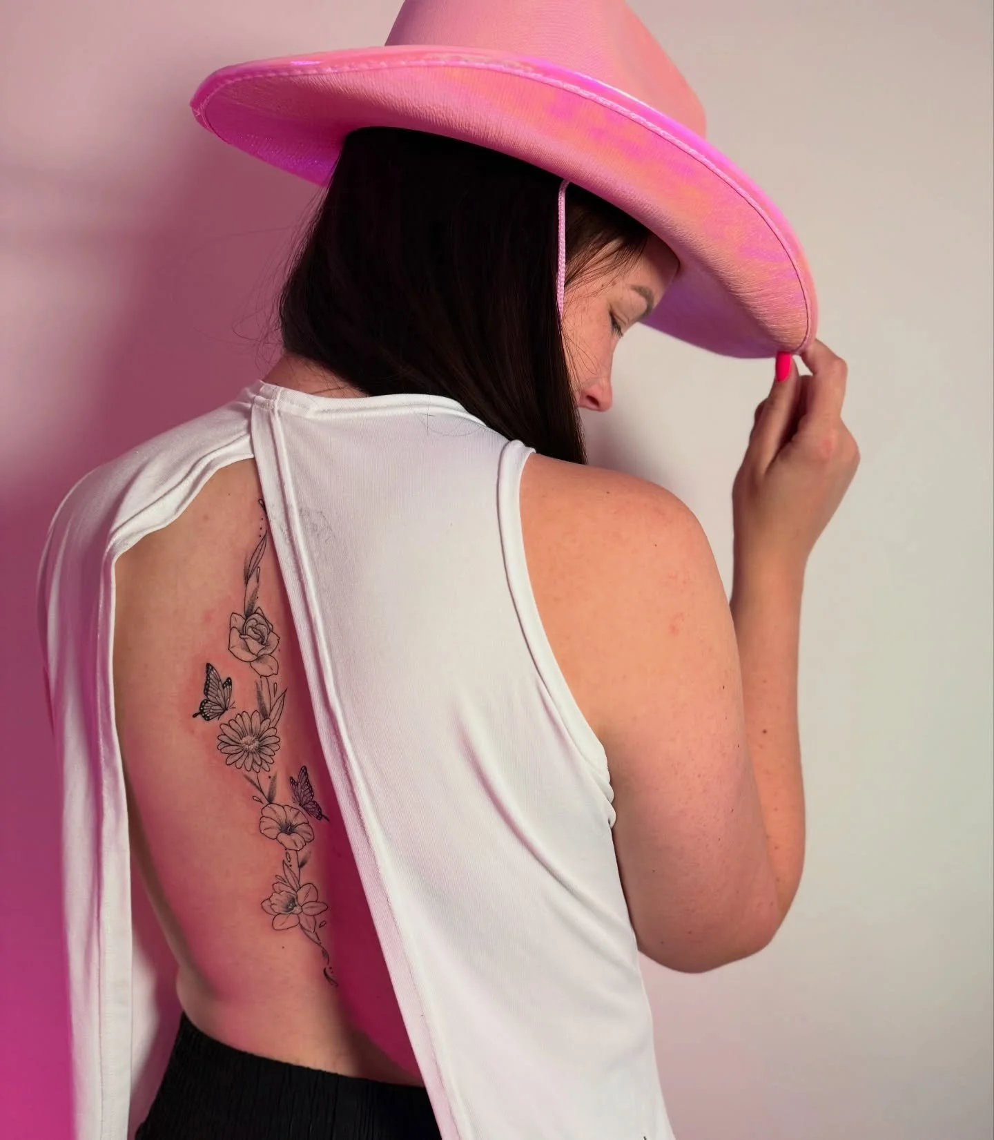 For the gorgeous and incredibly wonderful Tori 💖

Thank you so much babe for your trust with this beautiful celebration of your family. It was delightful getting to design this with you and line everything up while laughing and making jokes 💕

I so