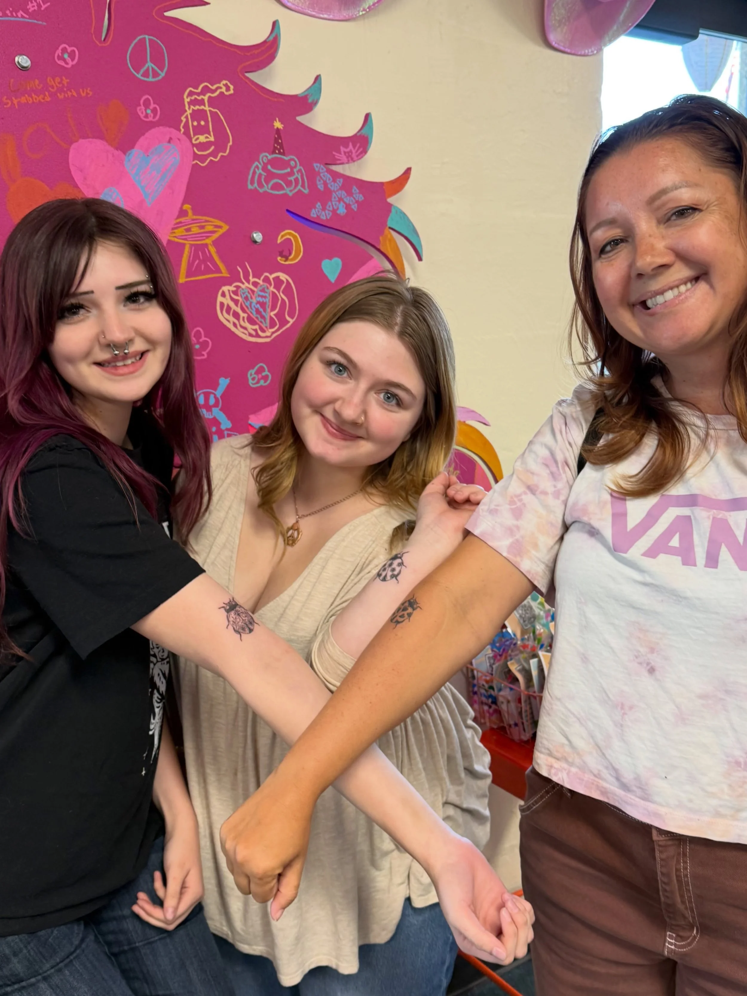 A duel celebration for Addie&lsquo;s birthday, and the graduation of both her and her bestie Ally.

Thank you, Jamie and Addie for your trust in not only tattooing y&rsquo;all, but also your friend✨

It was so good hanging out with you babes, chattin