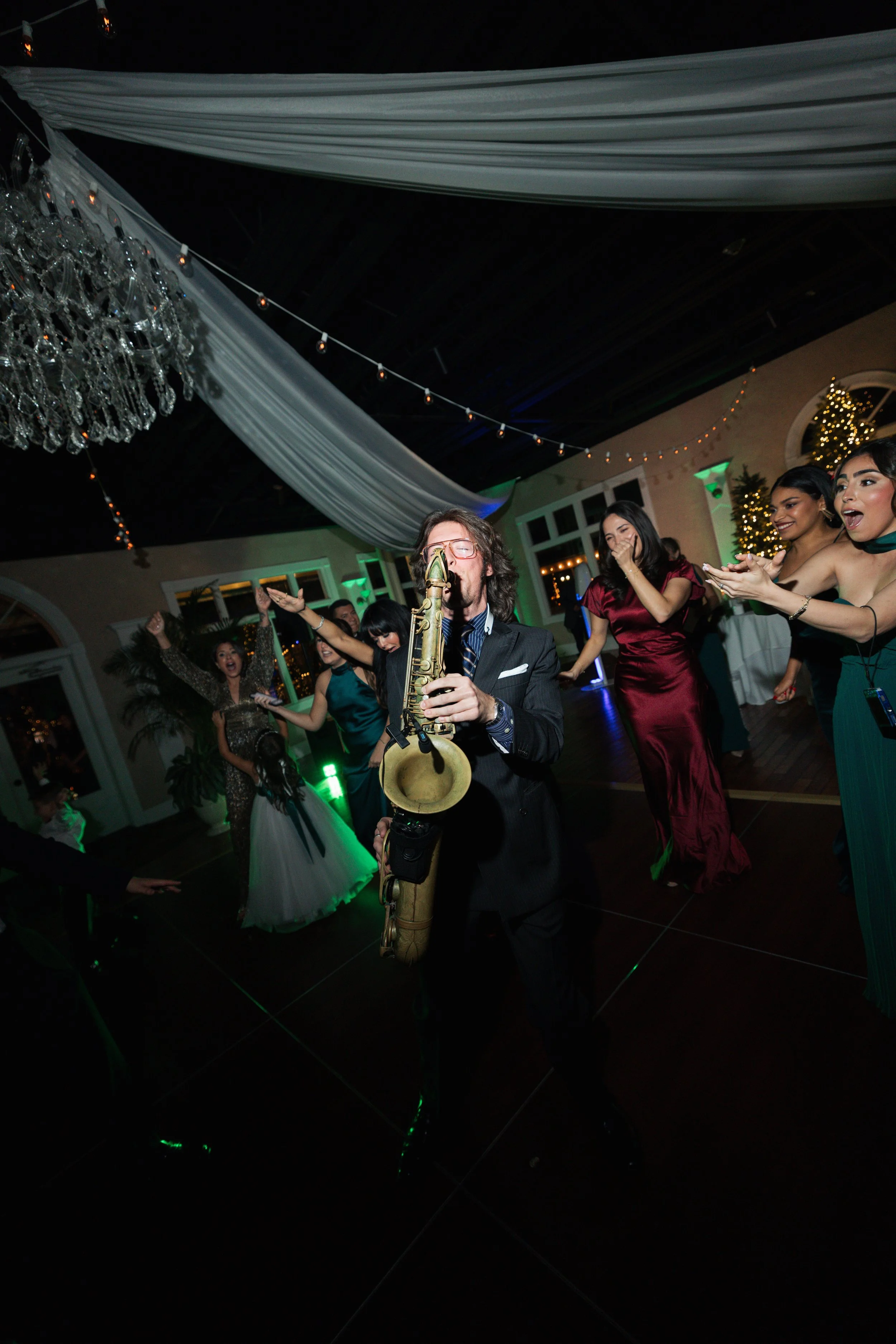 Bring the party to life with an interactive saxophone performance. Watch as Gavin Jorgensen joins your guests on the dance floor for a high-energy, immersive musical experience at your Florida wedding or event. Interactive Wedding Entertainment, Live
