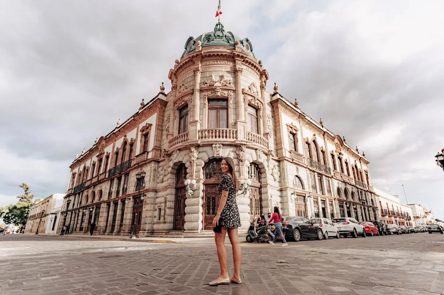 Make your photos in Oaxaca with me! =)
Cuando vengas a #oaxaca, realiza una sesión de fotos conmigo, para que te lleves la mejor imagen de tu viaje.
#travelphoto #travelphotography #oaxacaphotography #oaxacaphoto