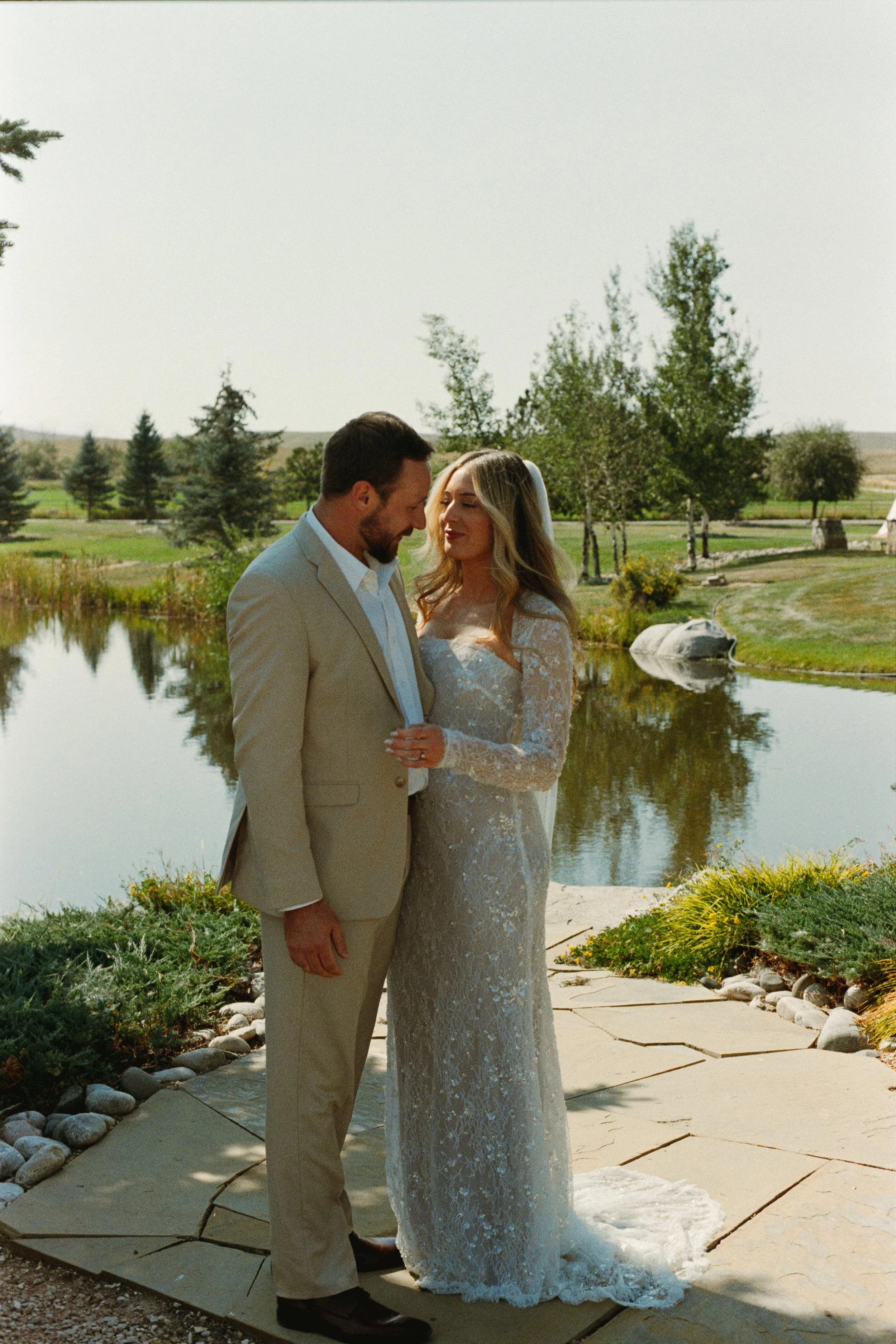 JeffreyNewbyPhoto_Molly&Corey_MontanaWeddingFILM-3.jpg