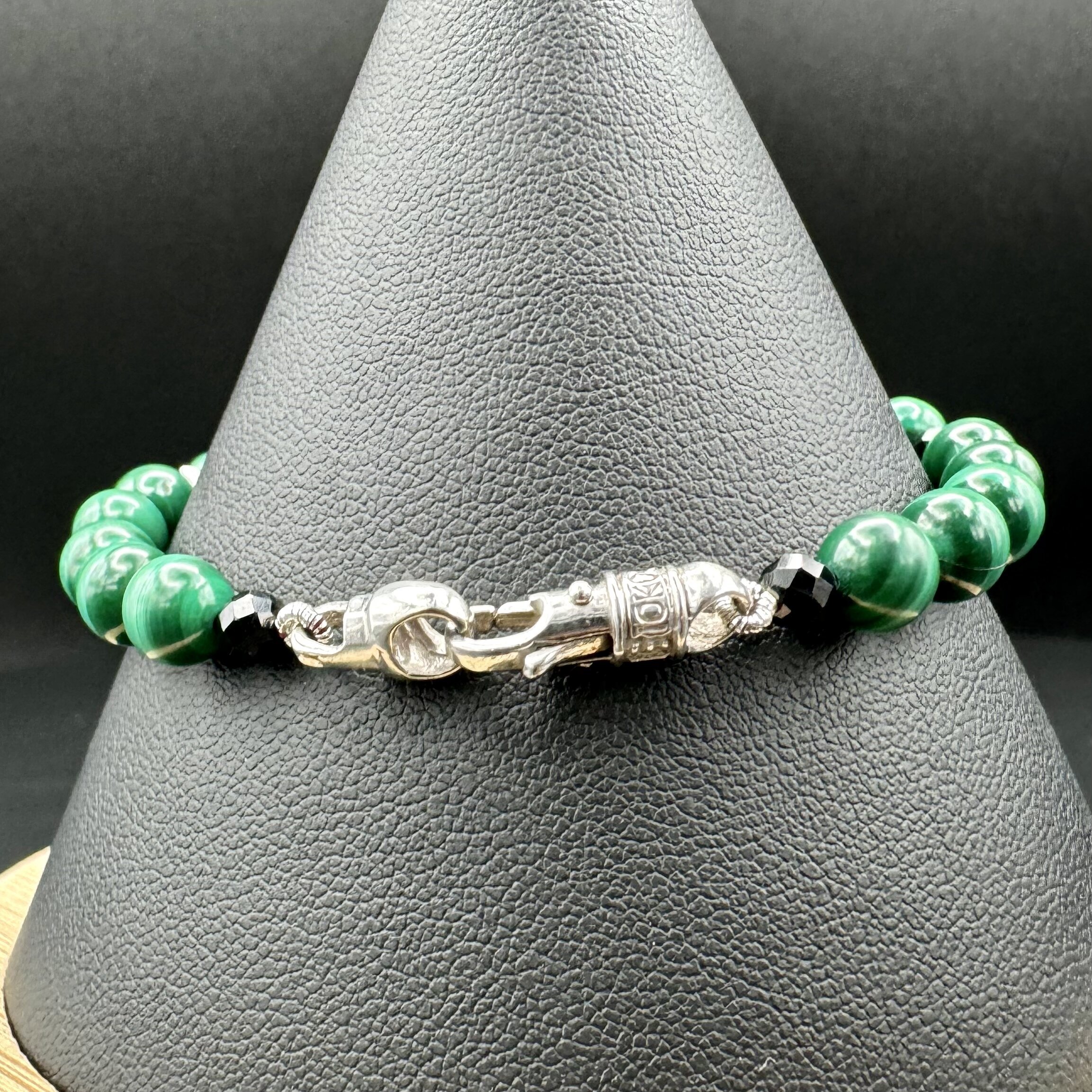Beaded bracelet with spinel, malachite, and 10 karat 10k white gold clasp