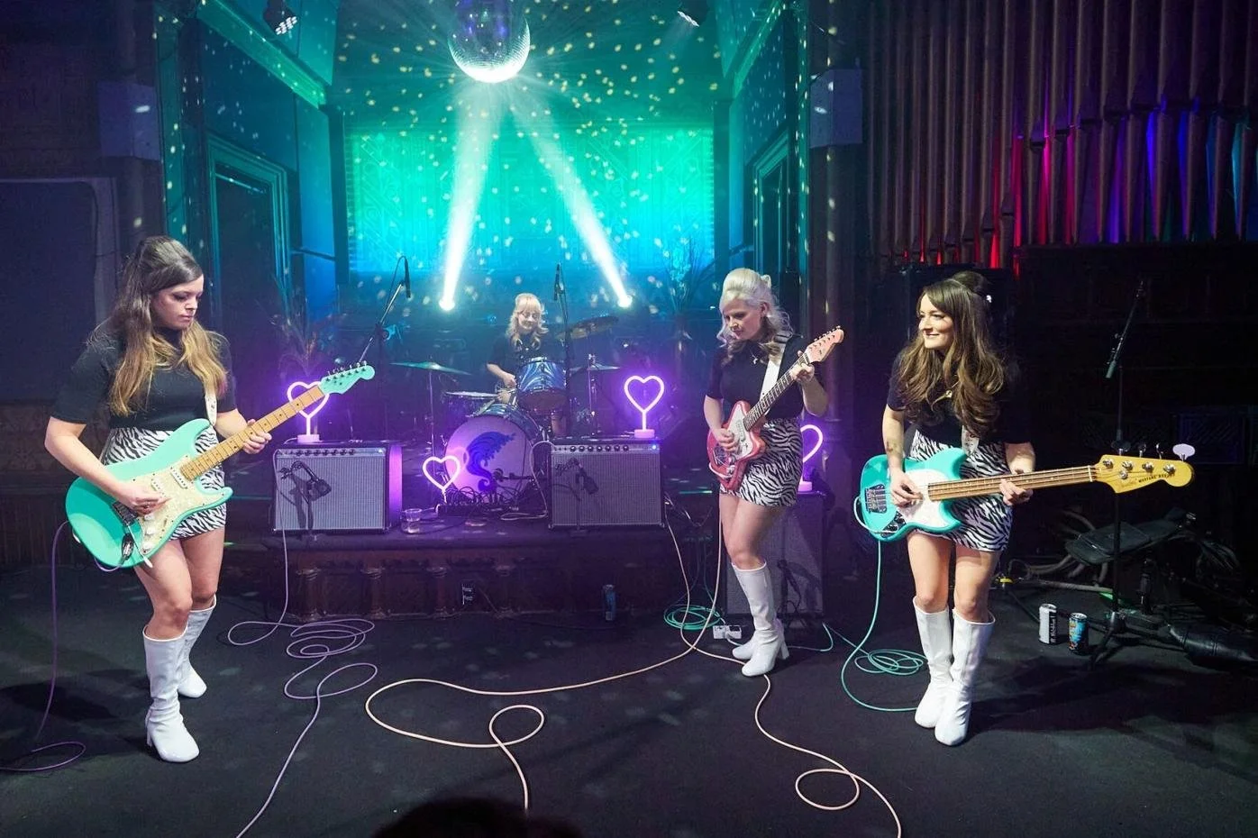 The Surfrajettes et Les Agamemnonz en concert au Havre