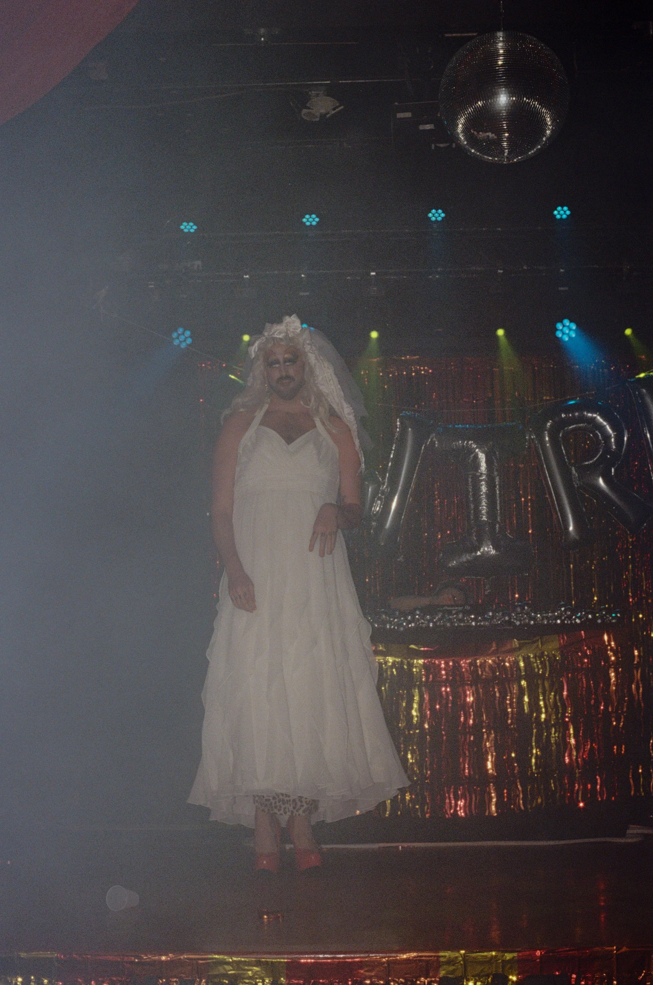 2025-11-r4-twirl-s2-09.jpg