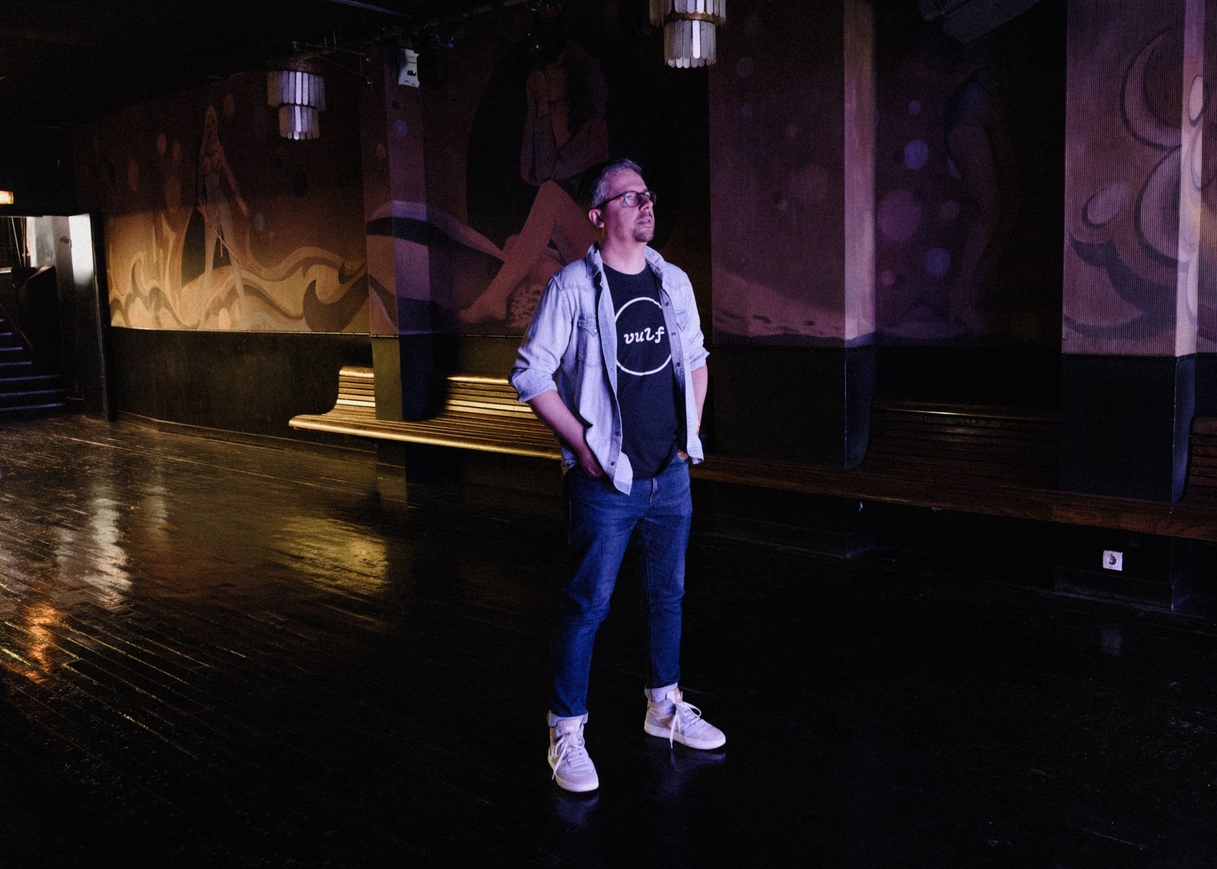 Thierry Ququ, their manager since 2023. He represents several bands and artists from the Paris independent scene.