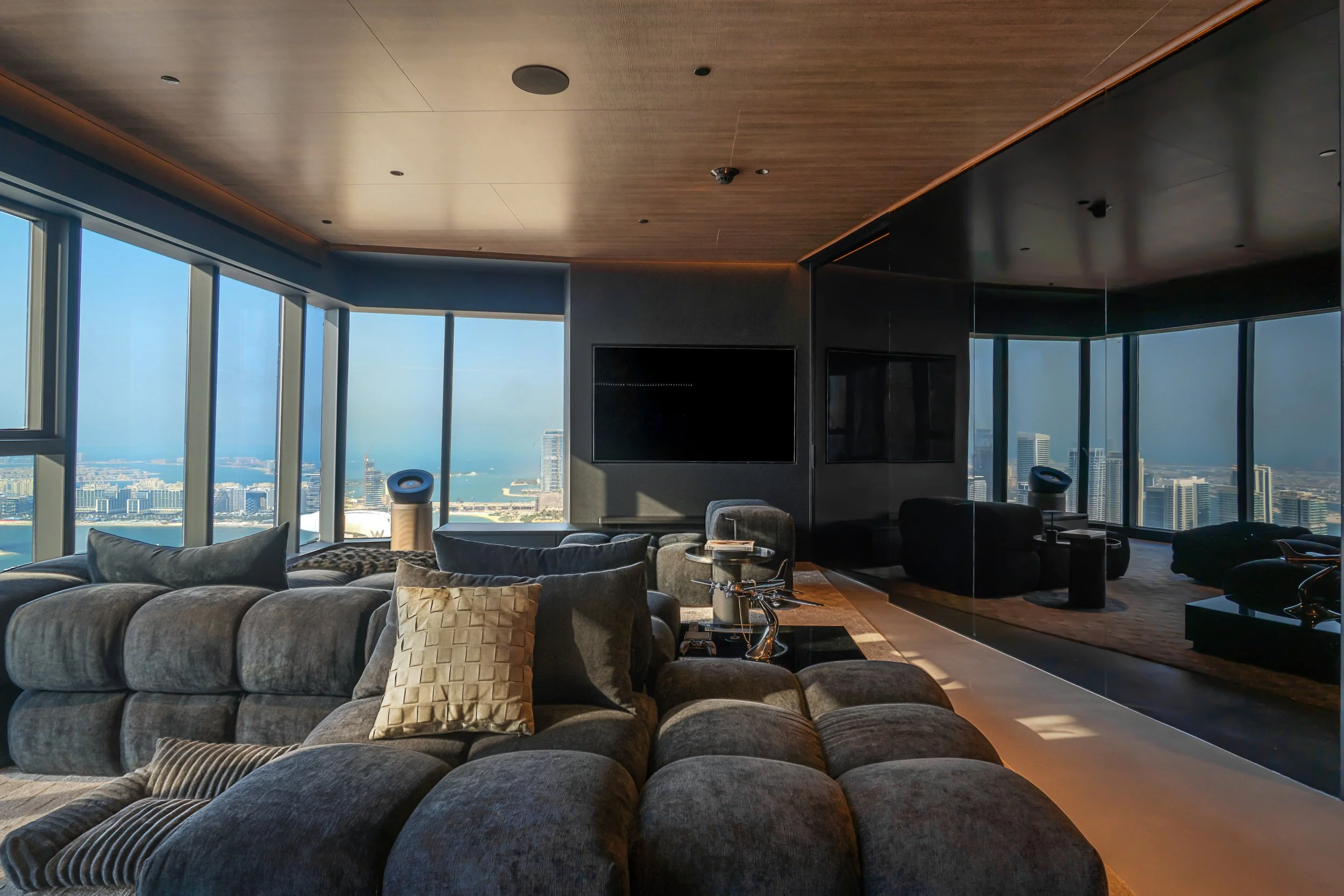 5 Living Room 5 copy.jpg