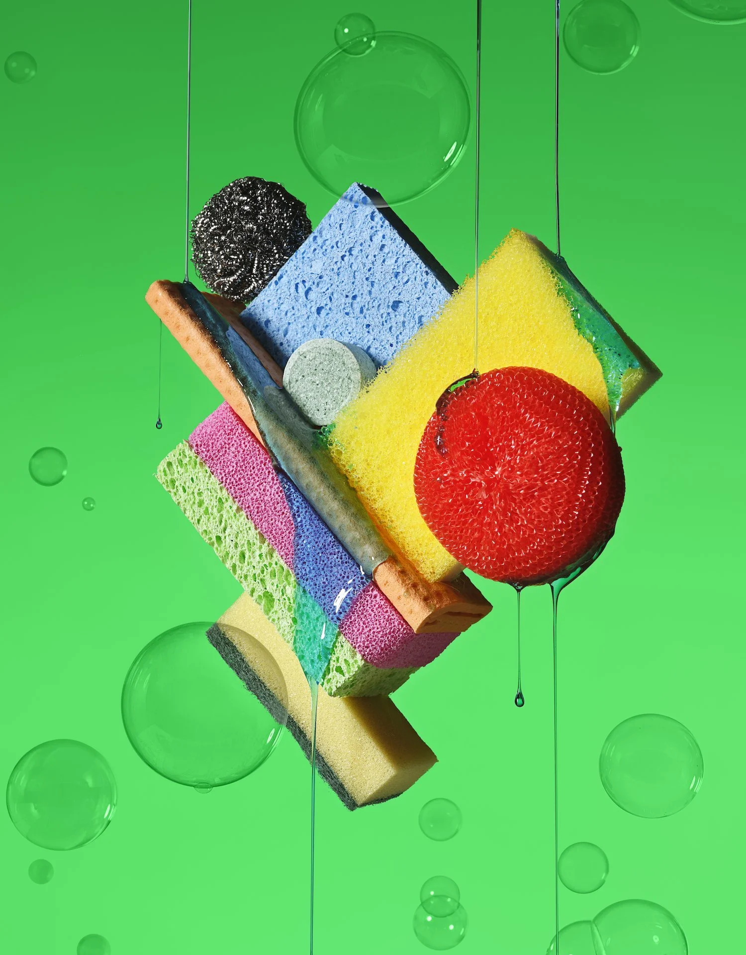 Flock-Kellie-French_Observer_SpringCleaning-sponges-bubbles-6221v2.jpg