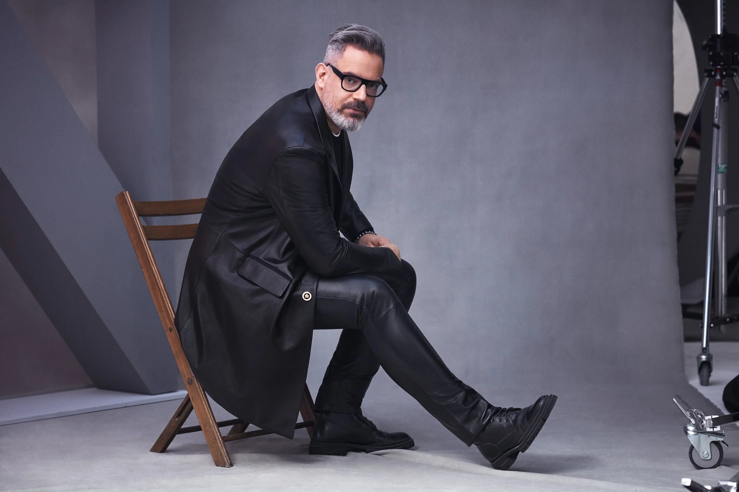 Harrods_Magazine_Icons_Daniel_Marks_366_RGB_fin.jpg