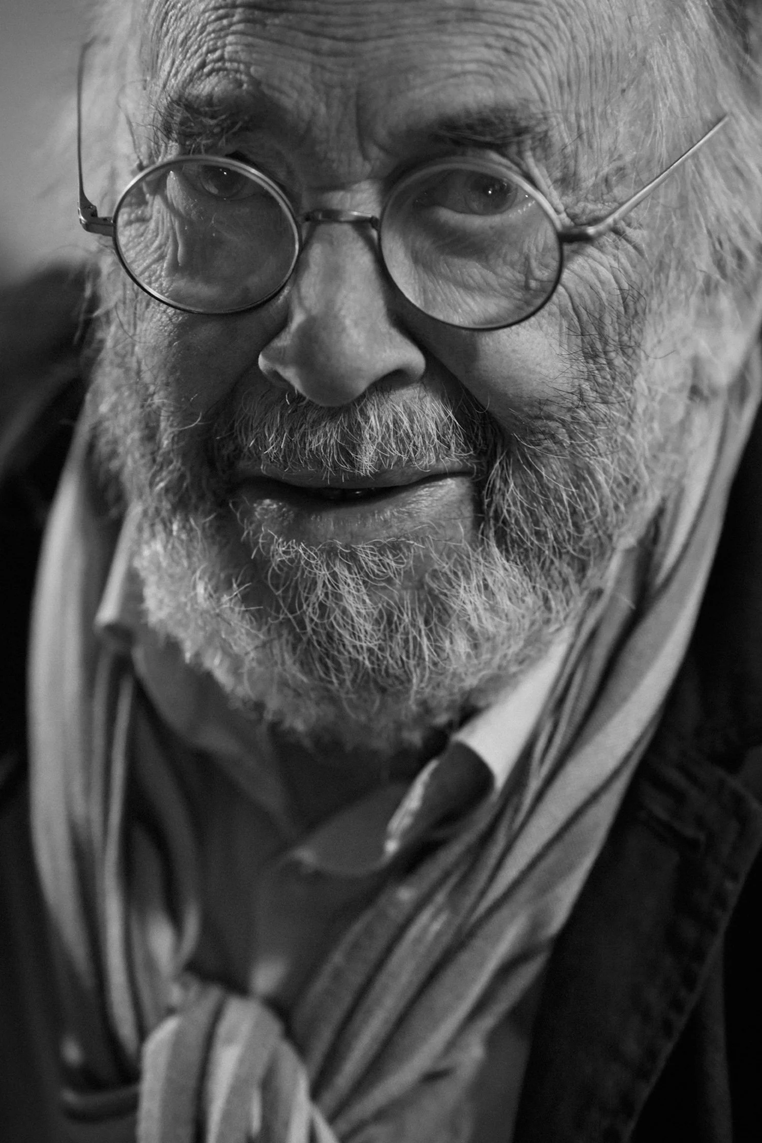 Flock-Chris_Floyd-photographer-Quentin_Blake-Daily_Telegraph_Magazine_black_white_portrait-closeup.jpg