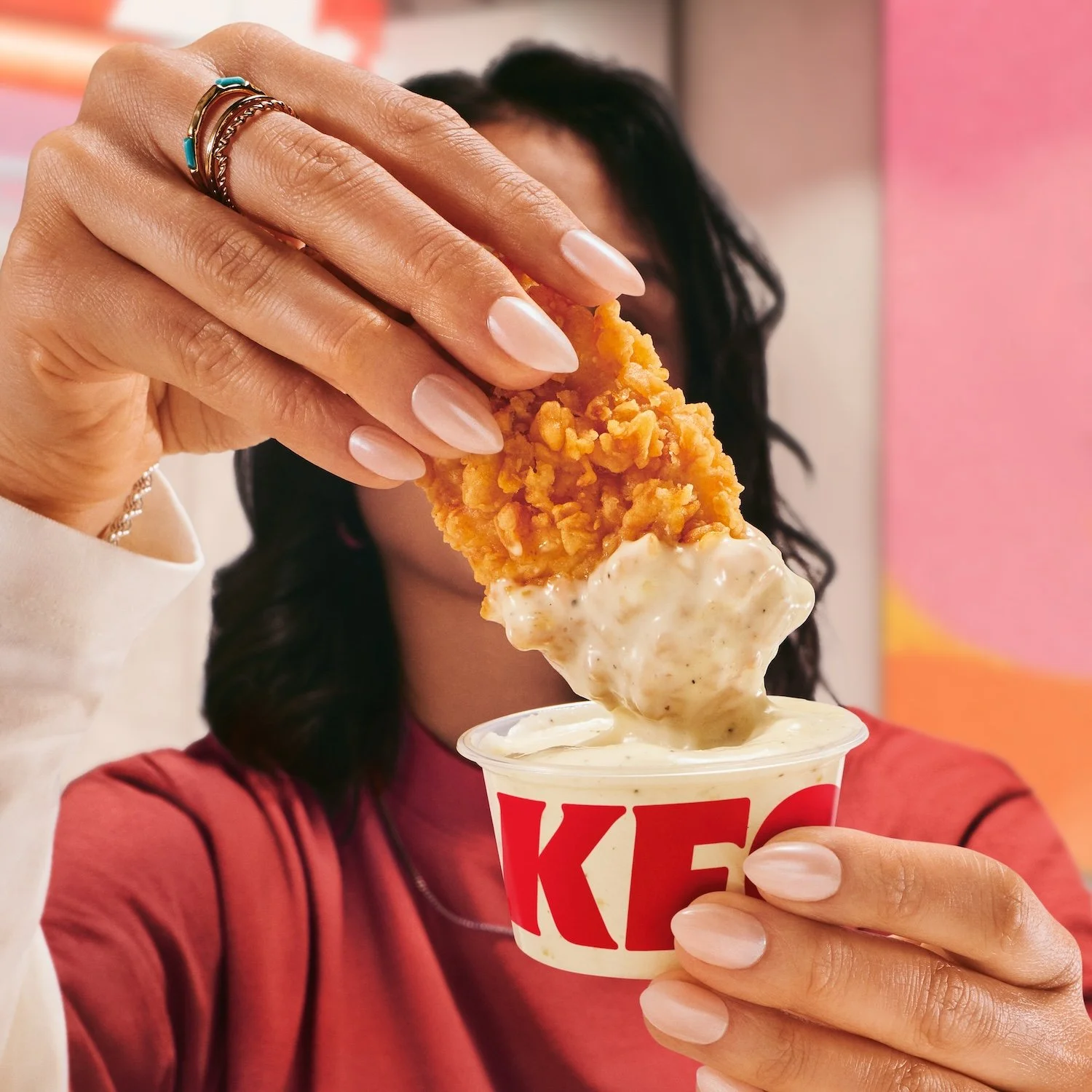 flock-frankie-turner-KFC_Global-campaign_Tender-dip-garlic-Food.jpg