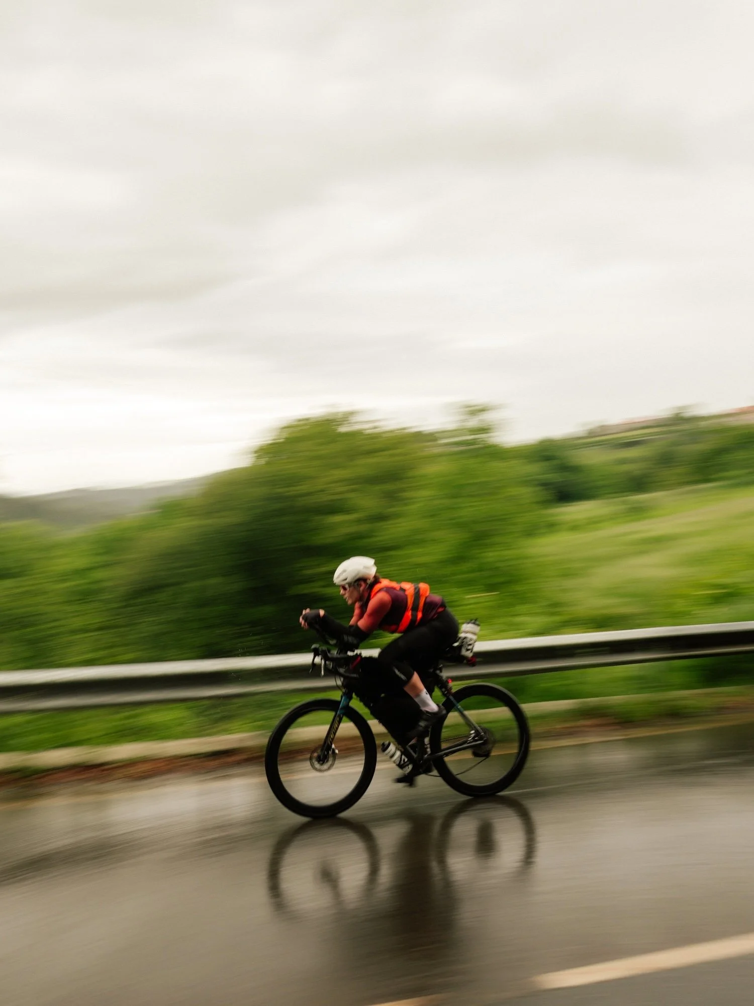 flock-liz-seabrook-lost-dot-101-race-cycle-adventure-7396.jpg