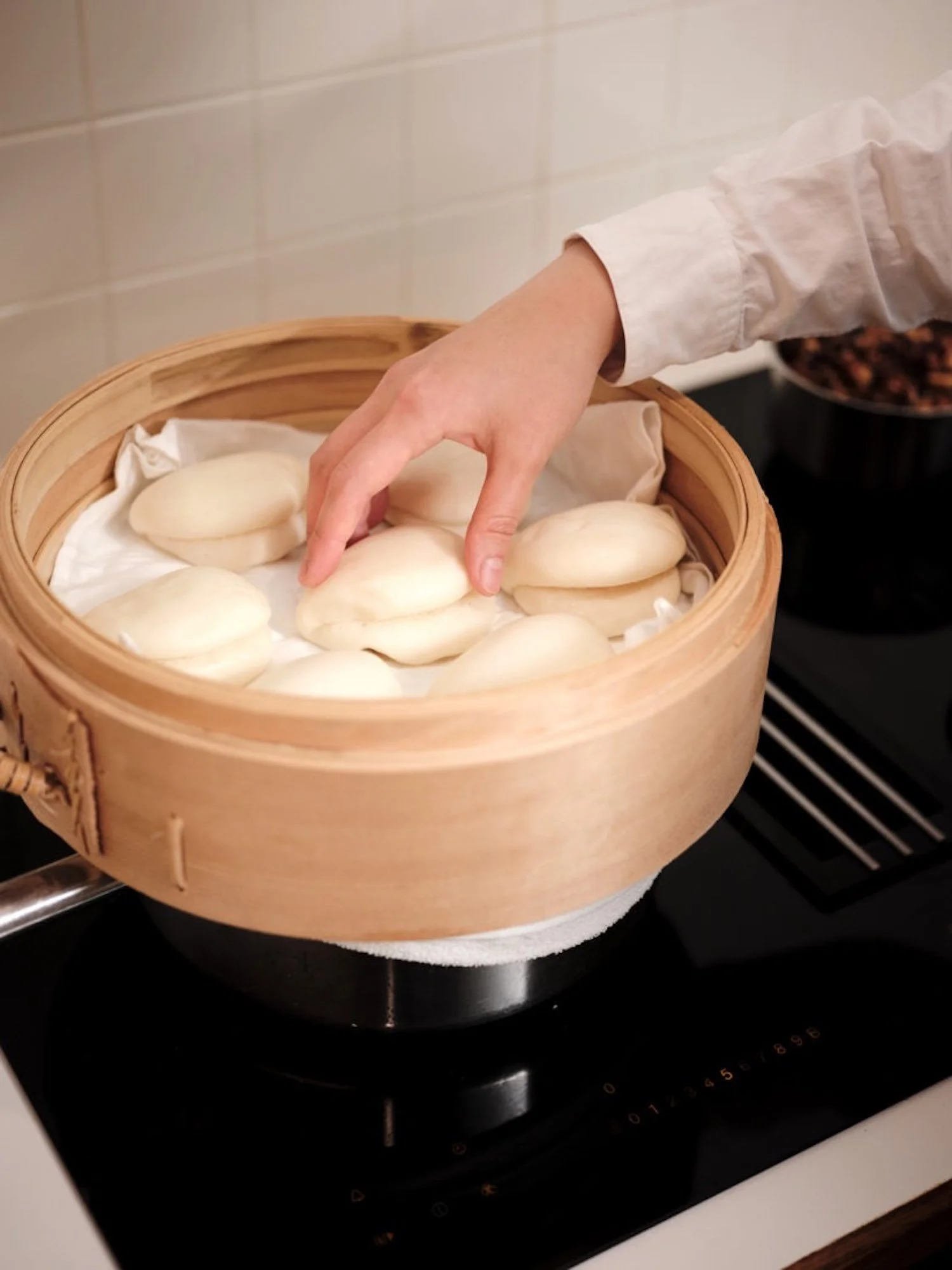 Flock-Liz-Seabrook-food-chef-photography-portrait-FemaleChef-Erchen-Chang-Bao-DSCF3892.jpeg