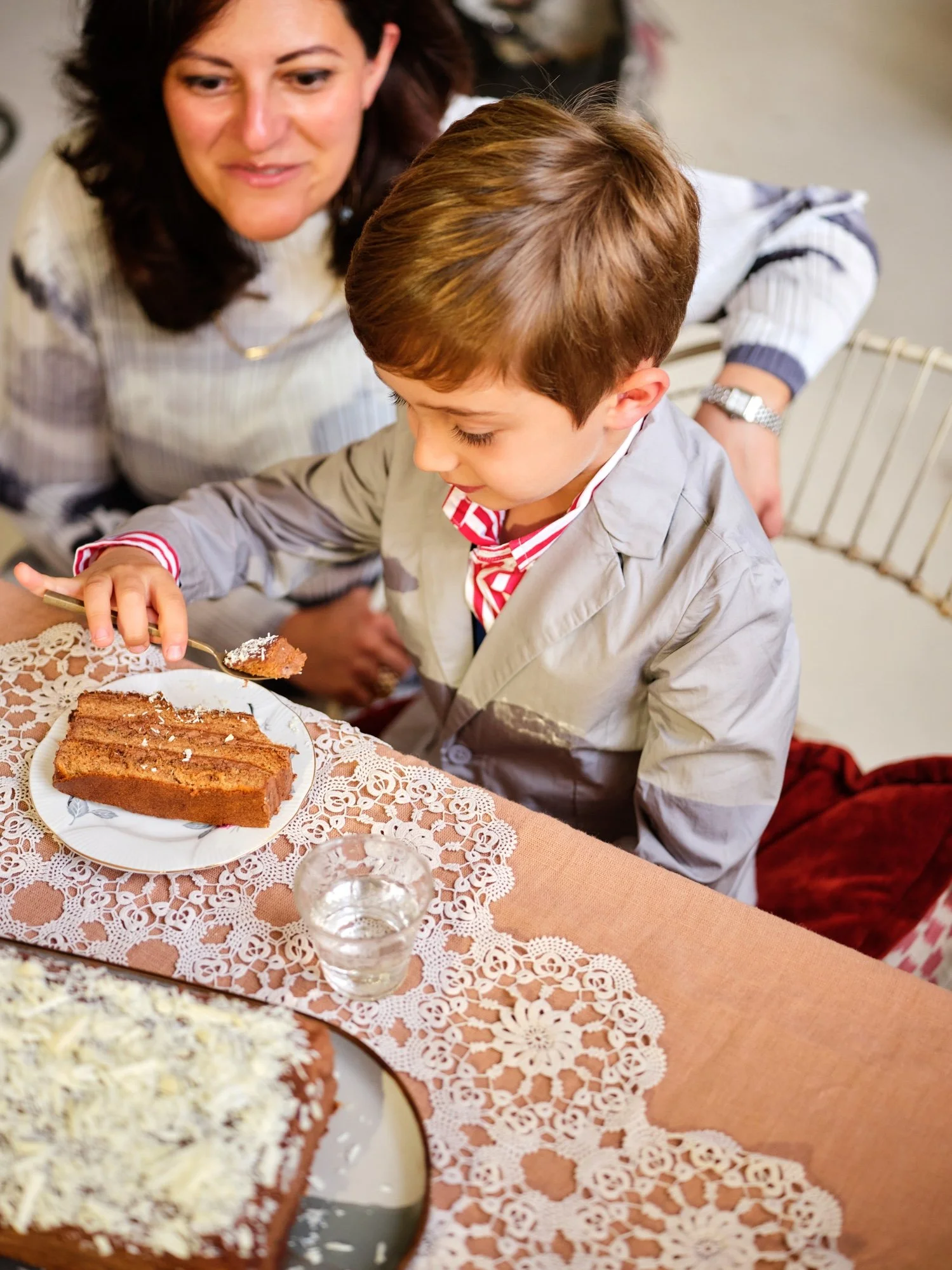 Flock-London-photography-agency-Liz-Seabrook-food_IrinaJanakievska_Balkan-Kitchen-publication-child-cake.jpg