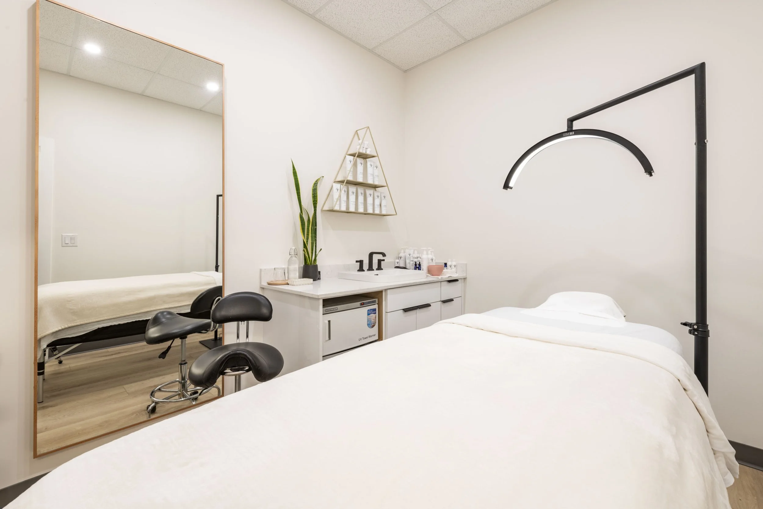 Clean Slate Skin Bar Ladner, BC