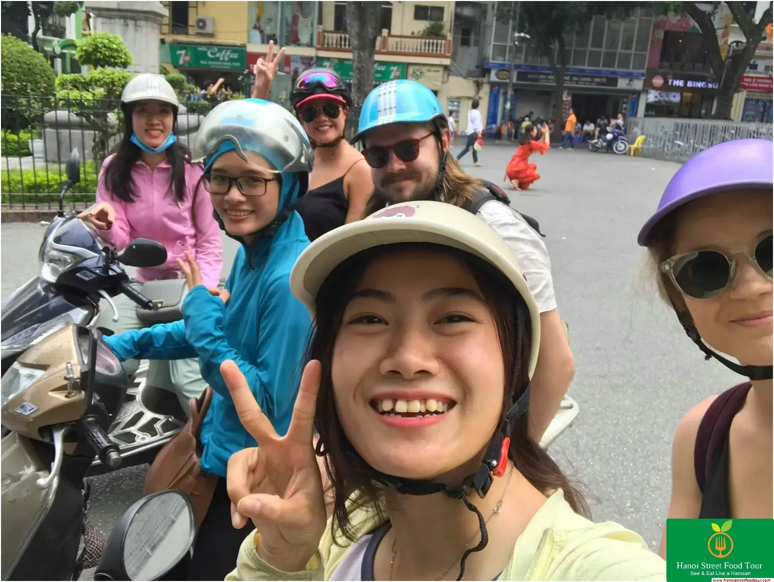 Hanoi motorcycle tour 2.webp