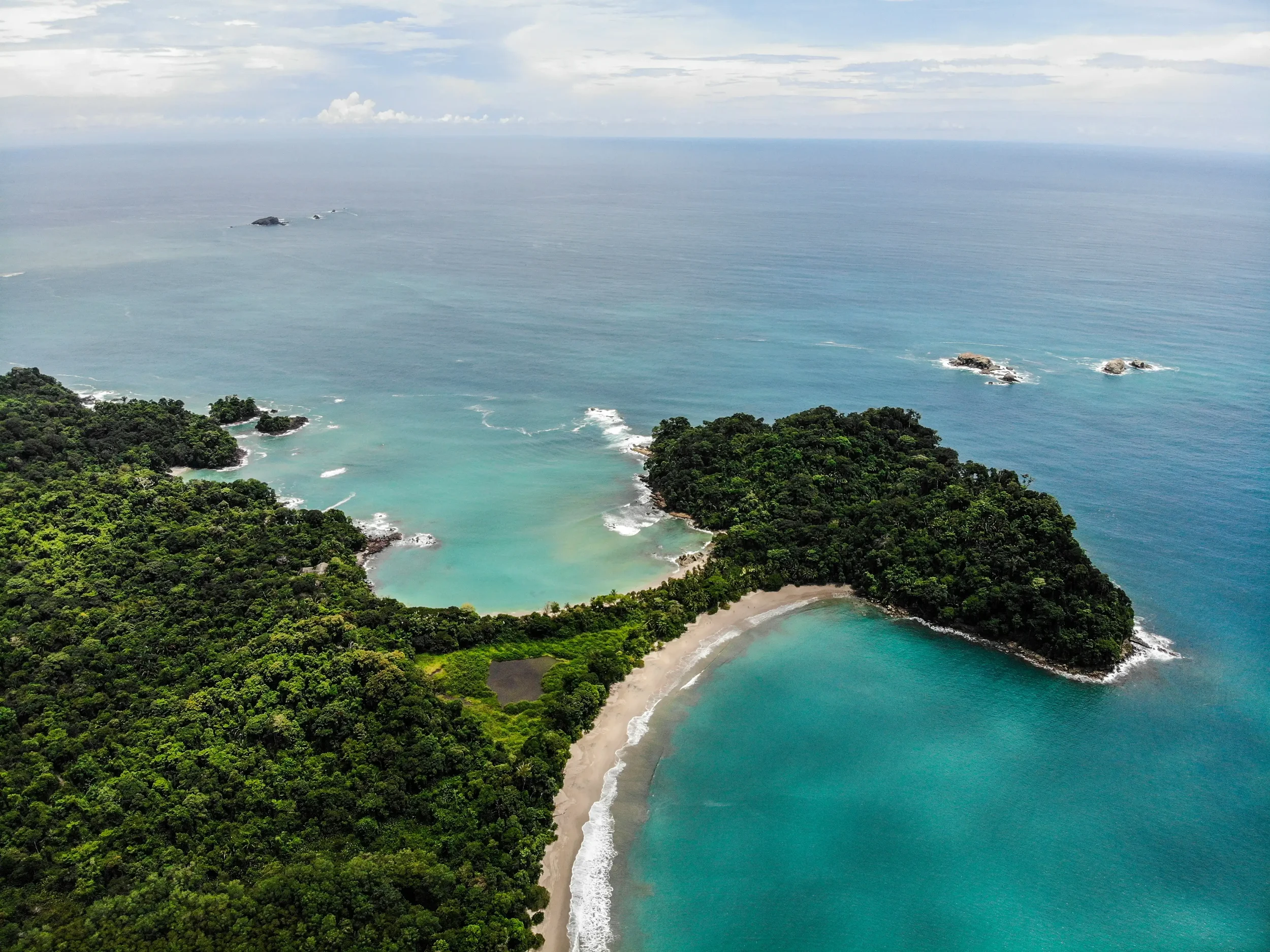 Manuel Antonio JourniCard.webp