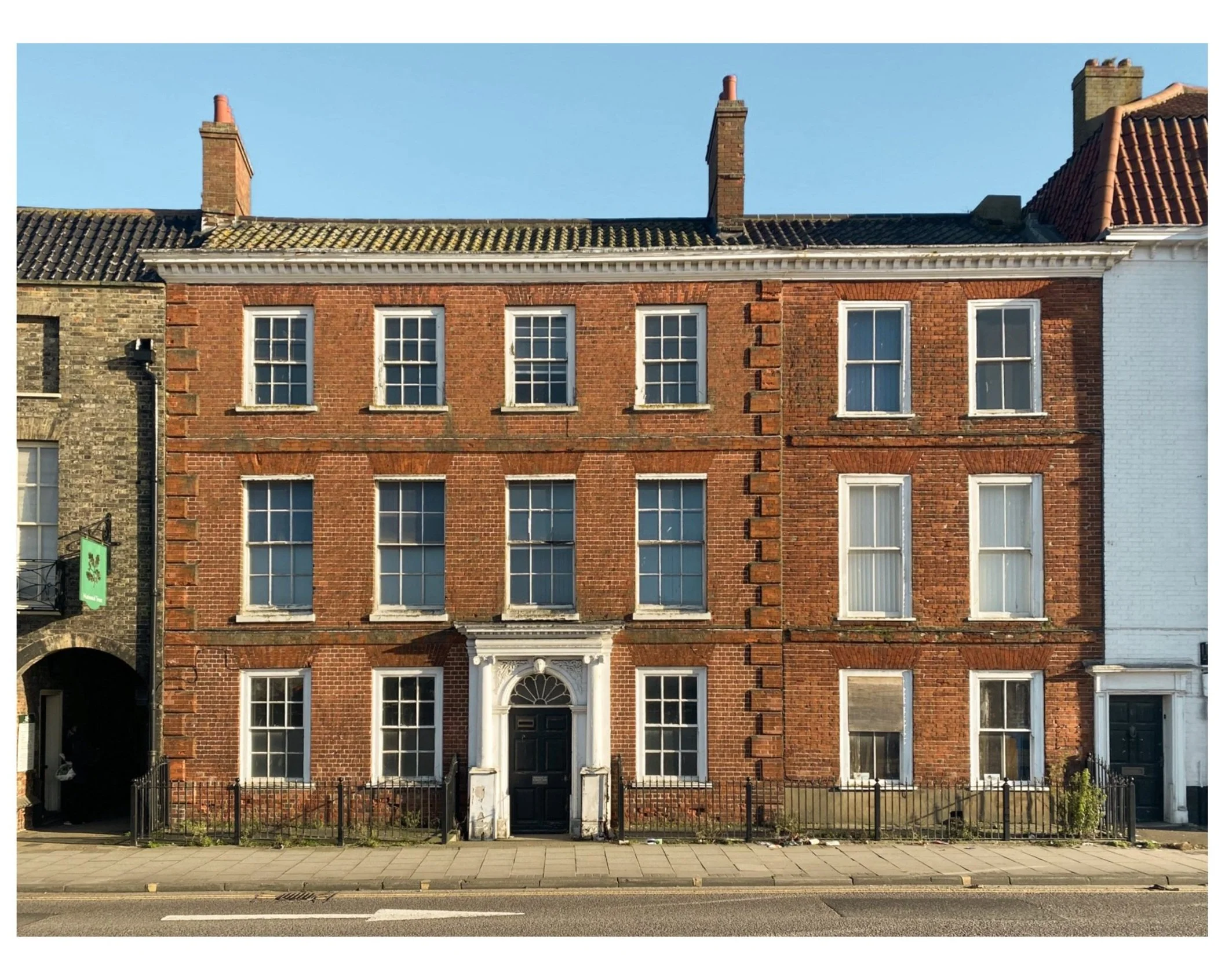 Bringing this quay front Elizabethan house in Great Yarmouth back into use as Art Spaces and homes.