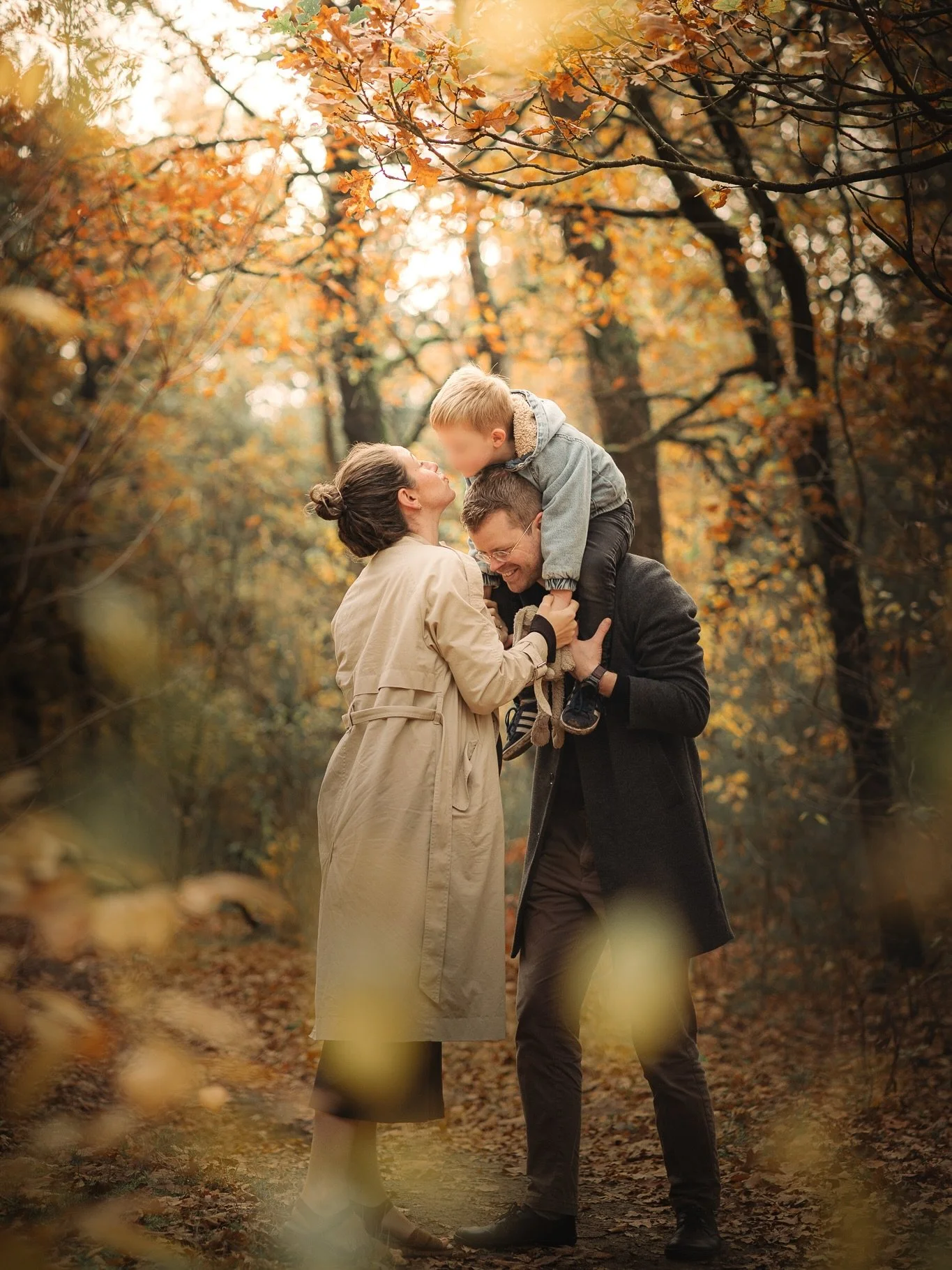🩷Plus one more member soon
Few weeks ago I took photos of this adorable family and I just finished editing all of the 100+ photos . It always makes me super happy when people choose alot of photos like this! Yes Its alot more work for me but also it