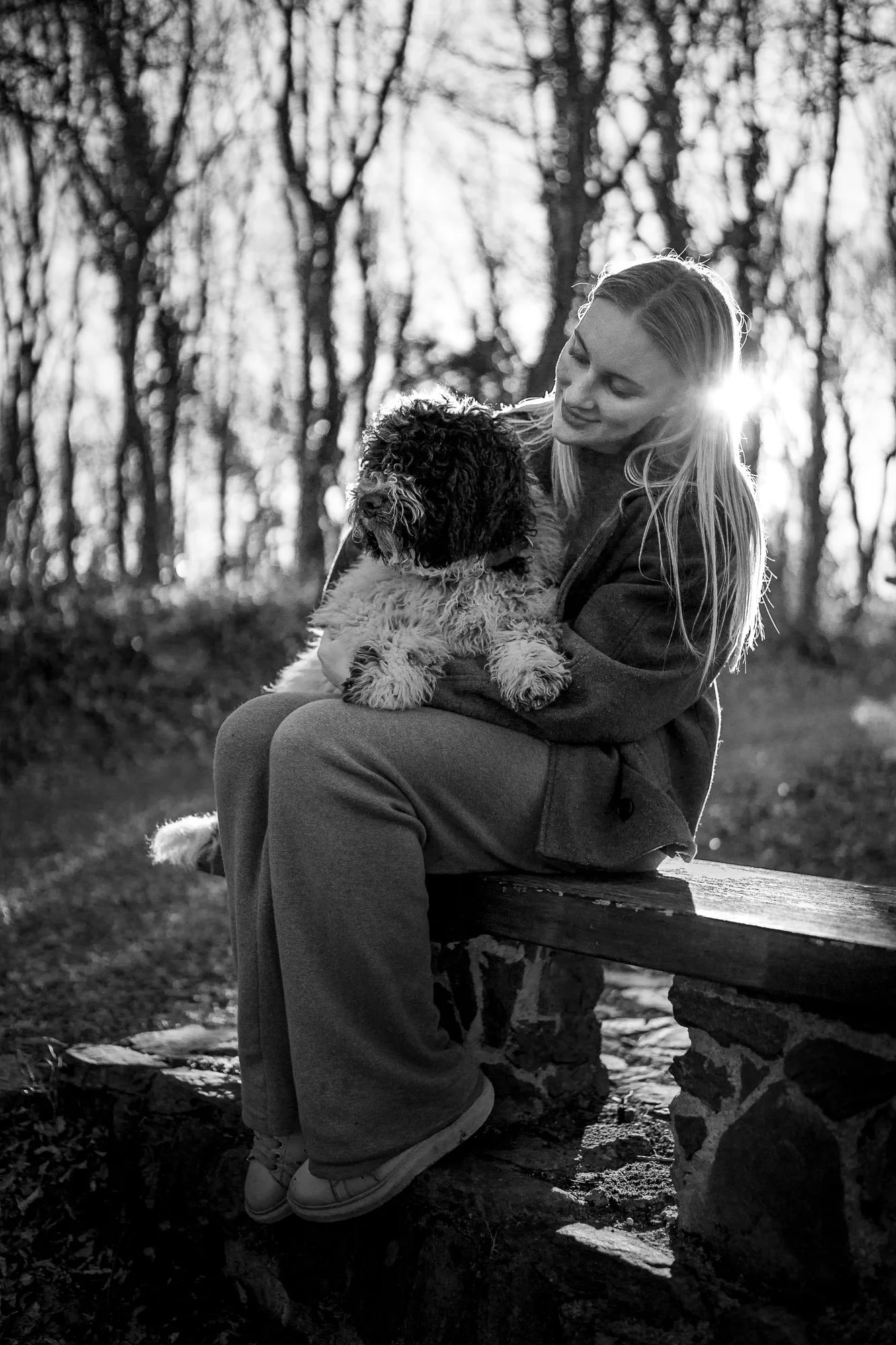 hondenfotografie zwart wit baasje puppy barbara foto