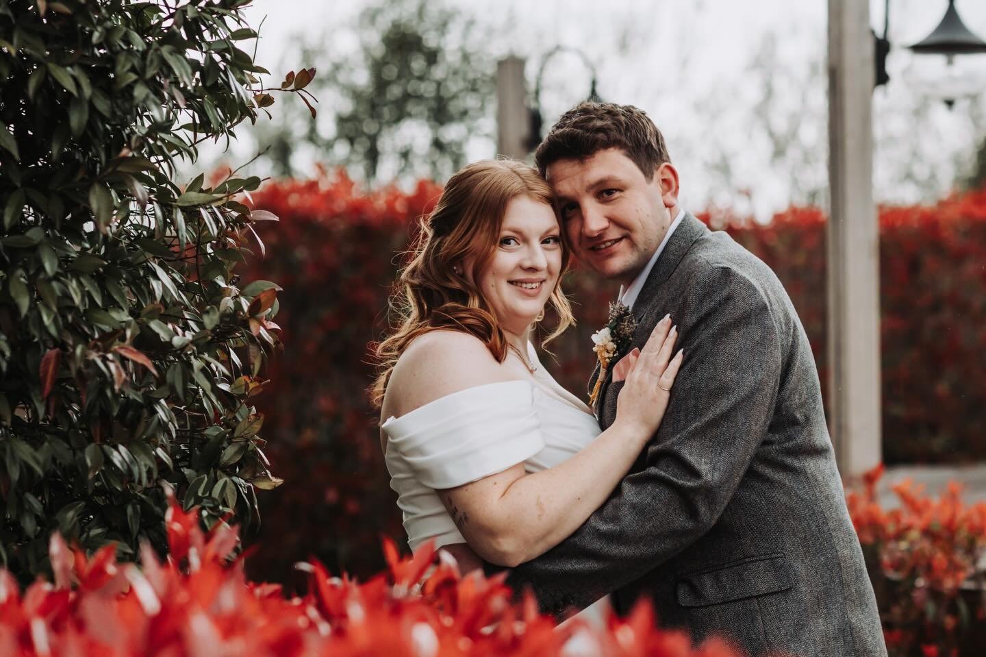 //Sophie &amp; Luke&rsquo;s day was the perfect start to wedding season, ceremony at the County Buildings, then an intimate tipi celebration at Severn Stars surrounded by their favourite people. Storm Dave rolled in later (rude), but that chandelier&