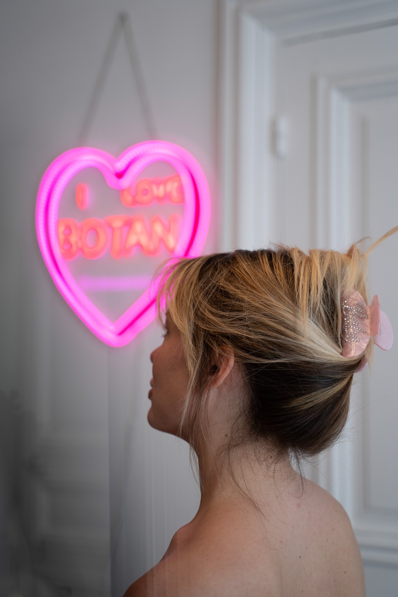 Spray tan et peau sensible : est-ce compatible ? Tout ce que vous devez savoir !