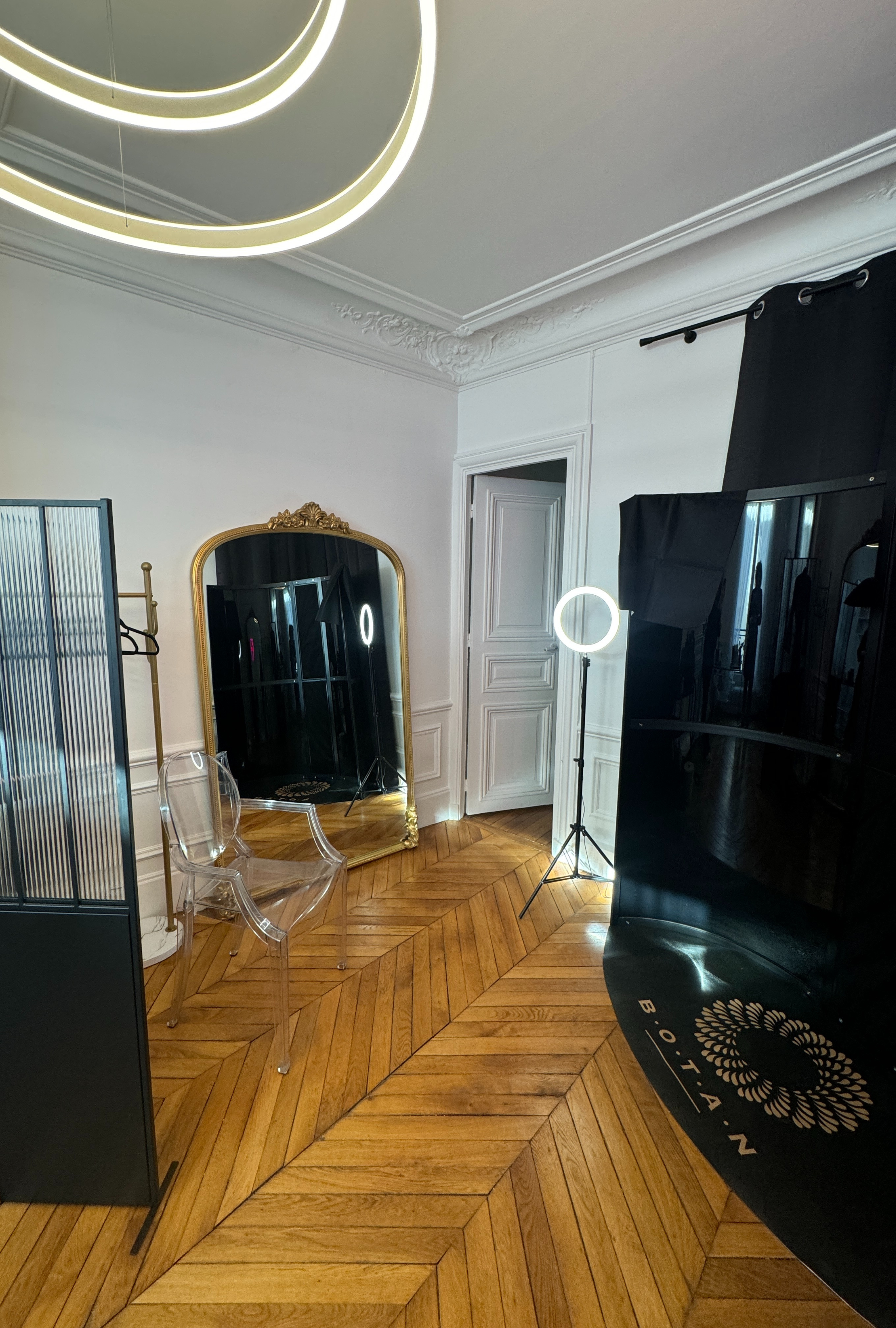 Quel est le meilleur salon de spray tan à Paris ? Nos critères… et notre expertise